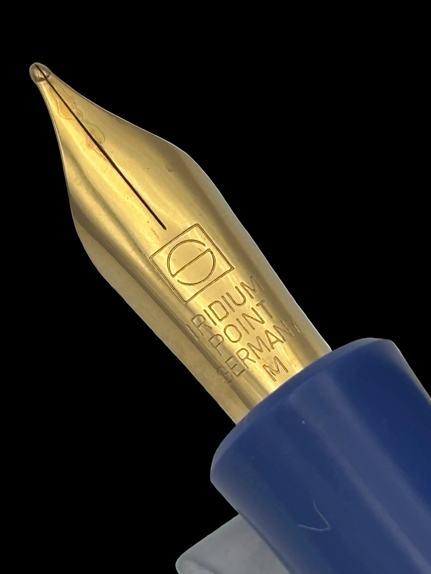 Senator Fountain Pen Blue - Medium Nib