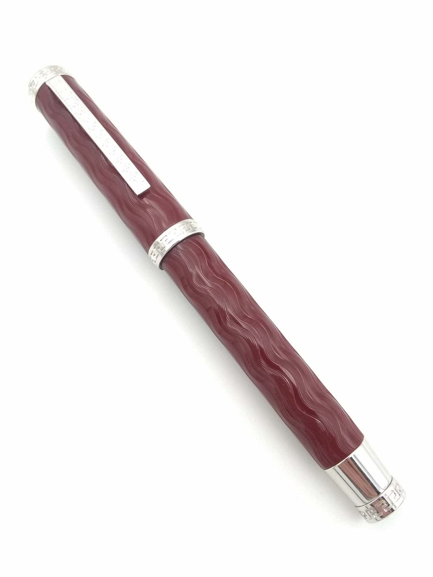 Omas Gianni Versaci Dark Red - 18k Fine Nib