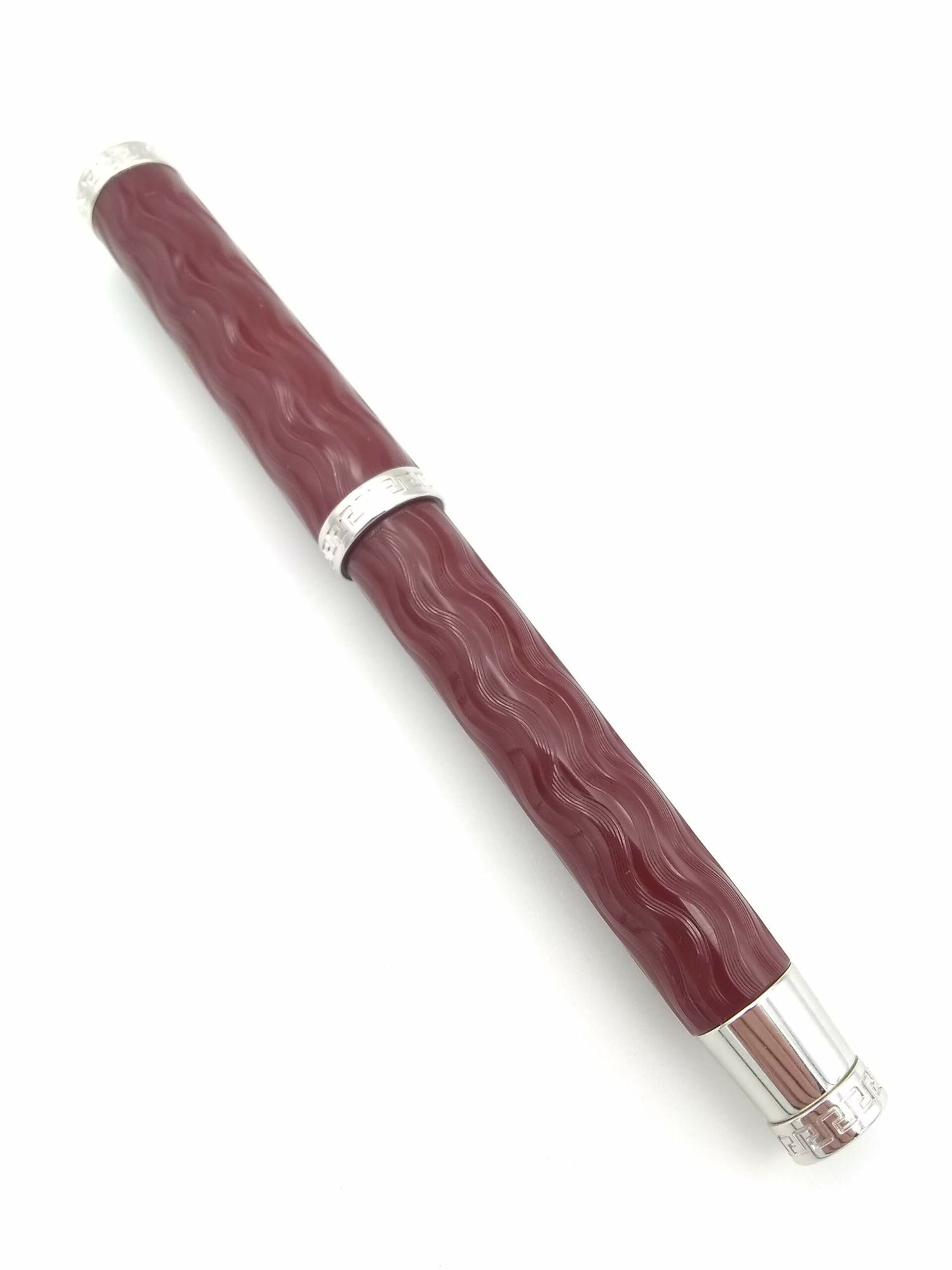 Omas Gianni Versaci Dark Red - 18k Fine Nib