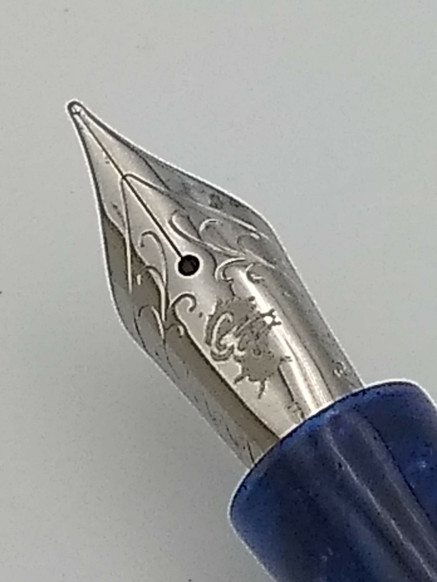 Herbert Pen Company LE Monument Goulet Winter 2018 Clear & Blue - Fine Steel Nib