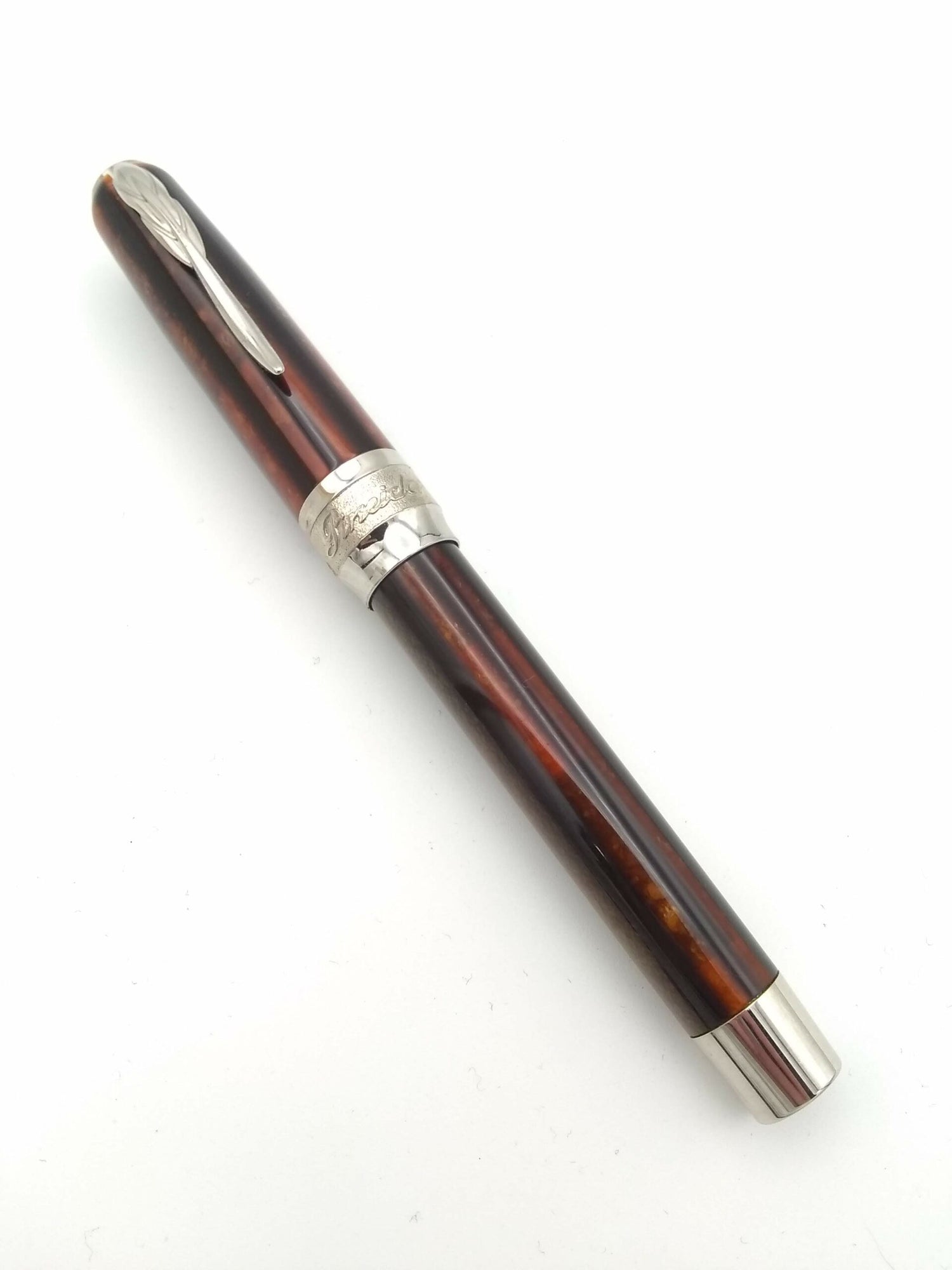 Pineider La Grande Bellezza Arco Oak - 14k Fine Nib