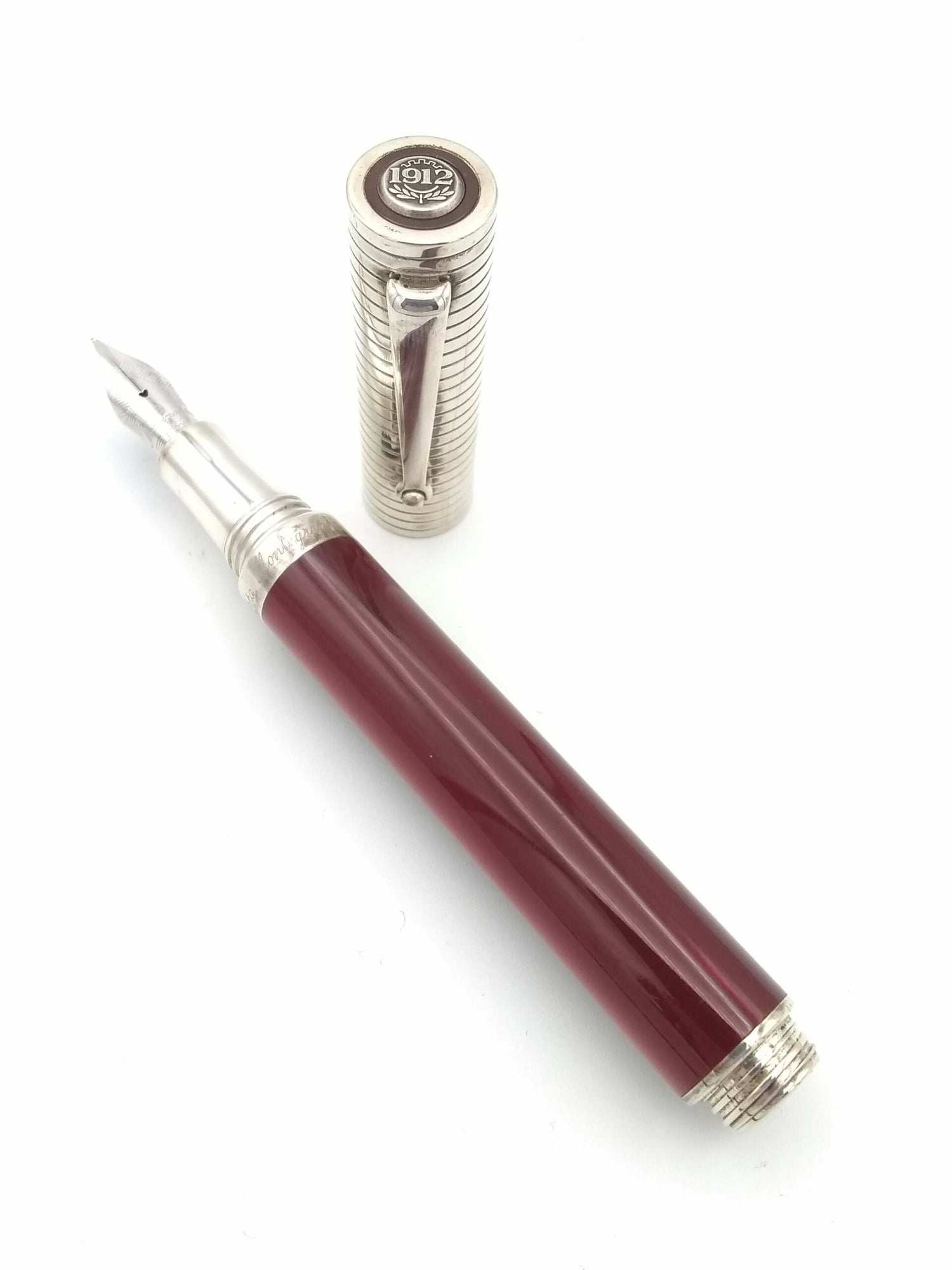 Montegrappa Espressione Duetto Red & Silver - 18K Medium Nib