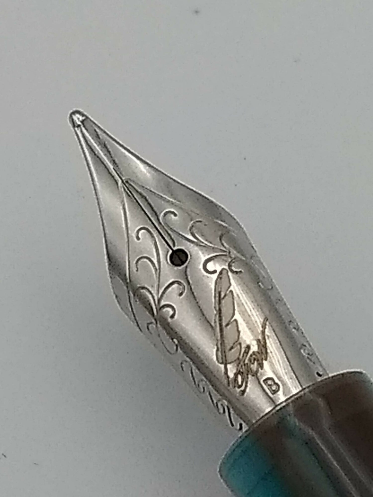 Fine Writing International Fountain Pen Teal & Brown - Broad Steel Nib