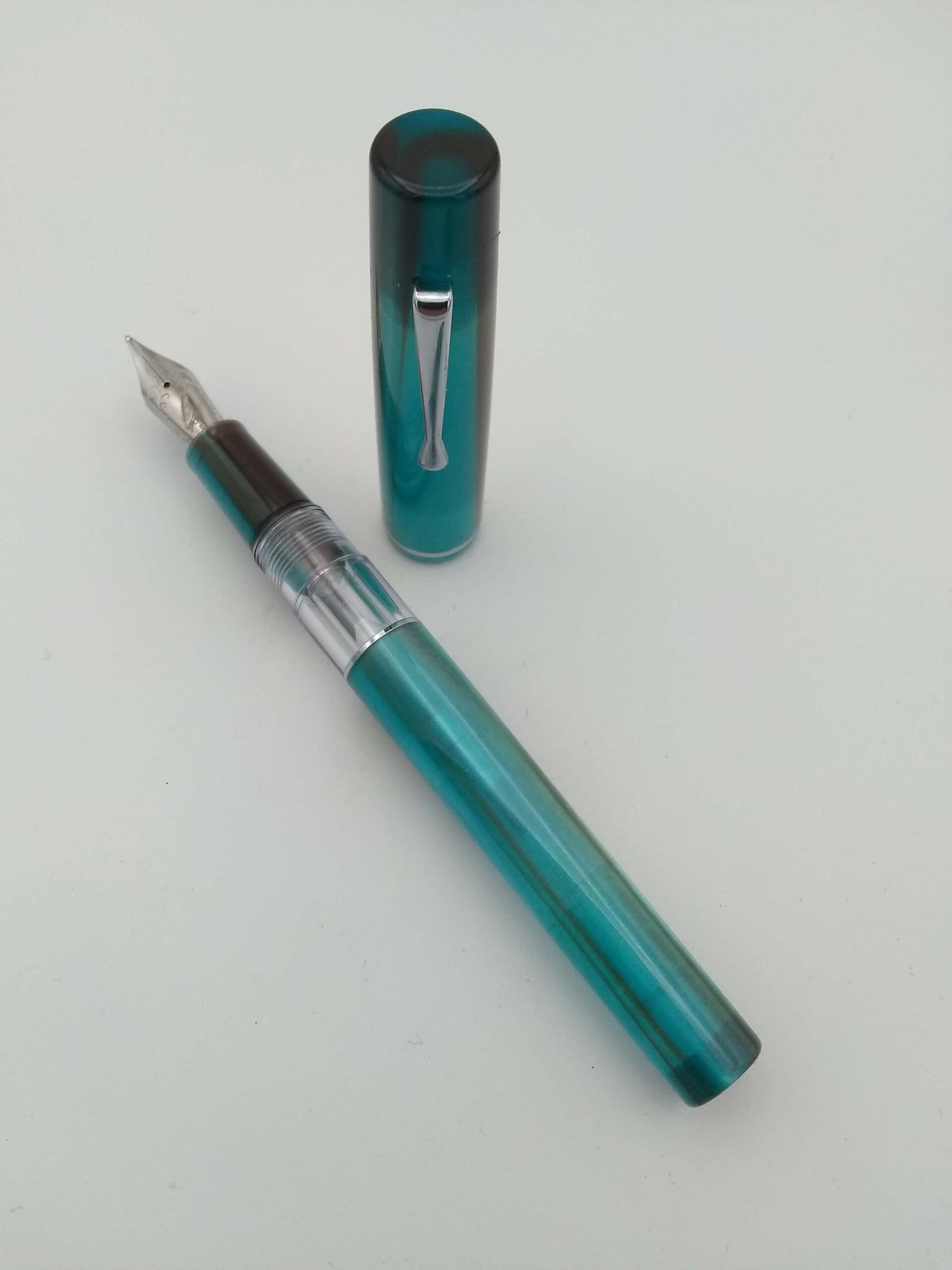 Fine Writing International Fountain Pen Teal & Brown - Broad Steel Nib