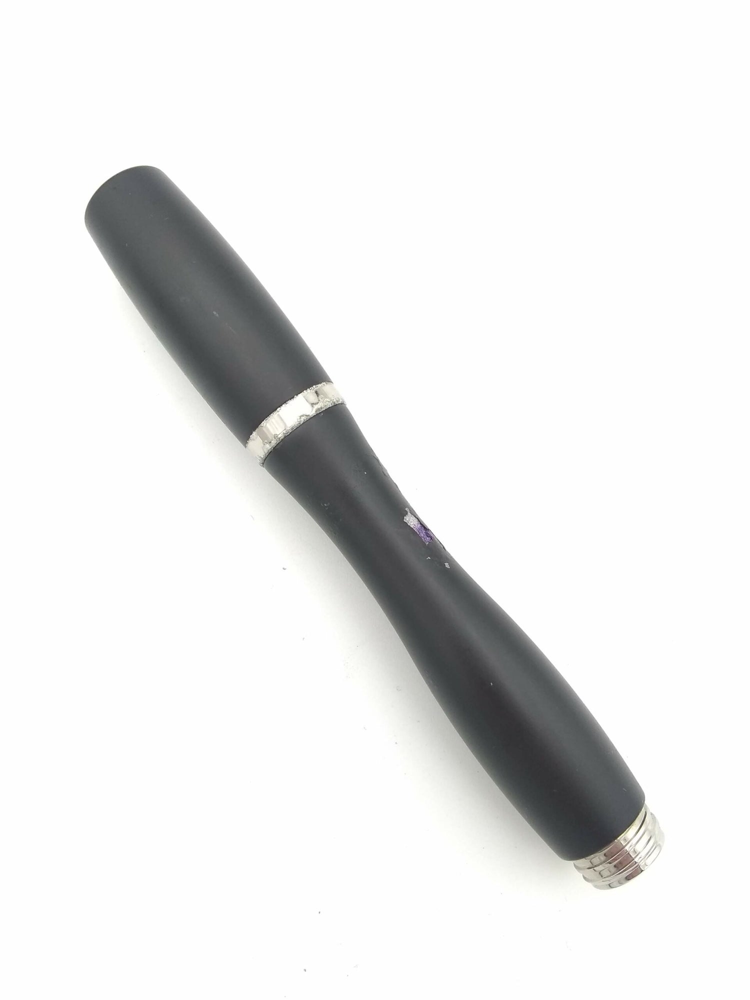 Delta Fluida Black - Medium Steel Nib