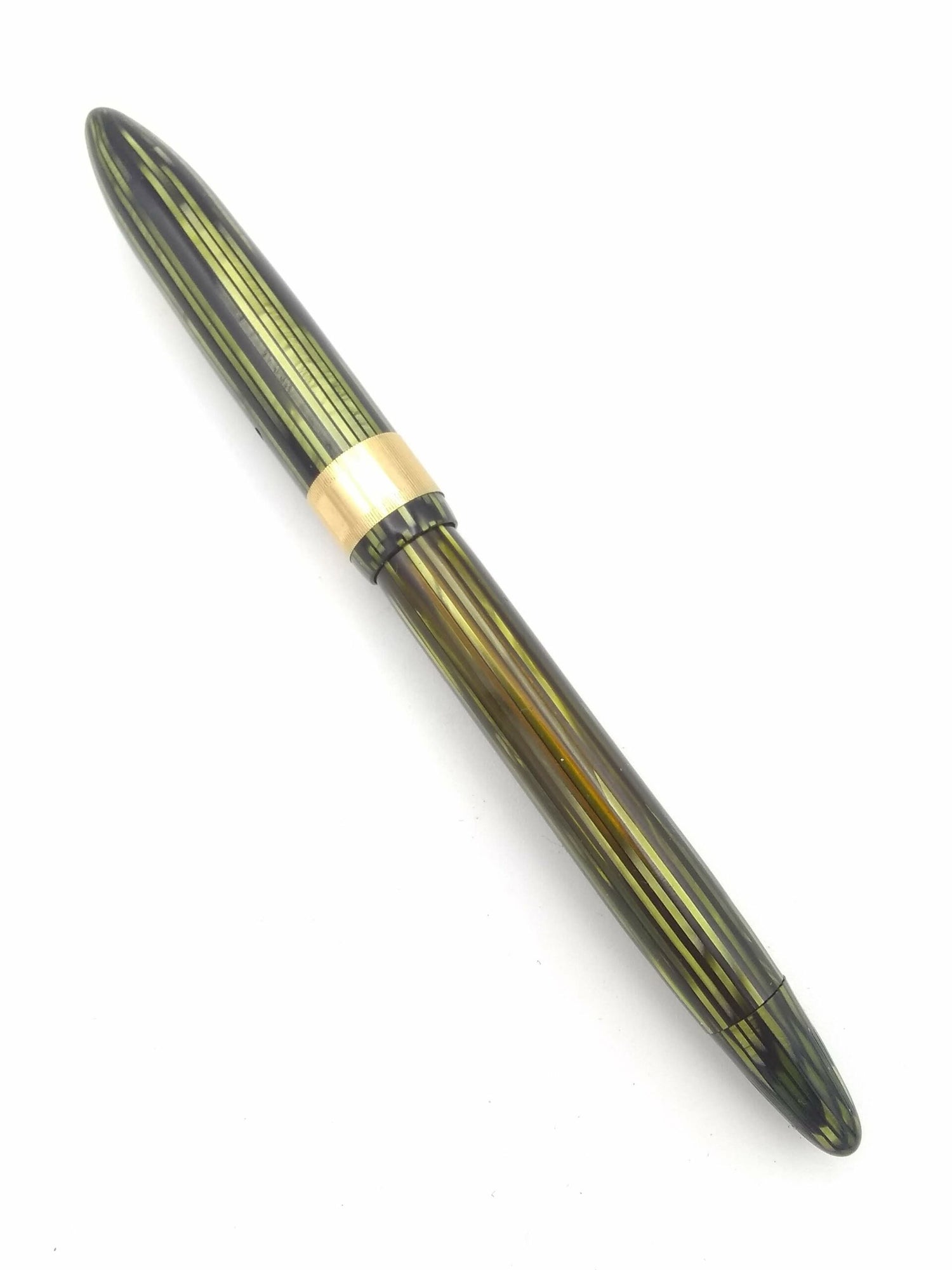Sheaffer Balance Green Vertical Striated - 14k Medium Nib