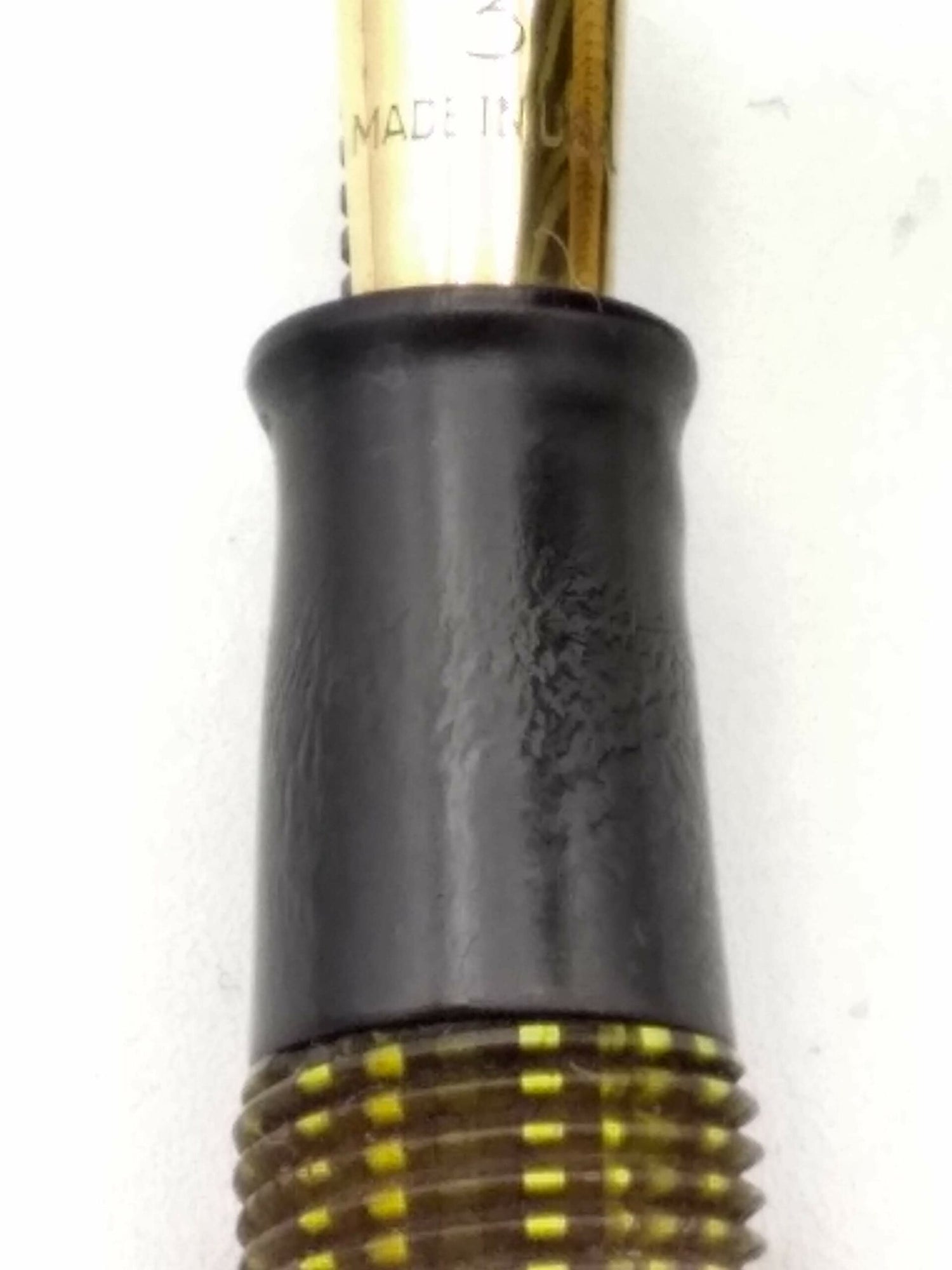 Sheaffer Balance Green Vertical Striated - 14k Medium Nib