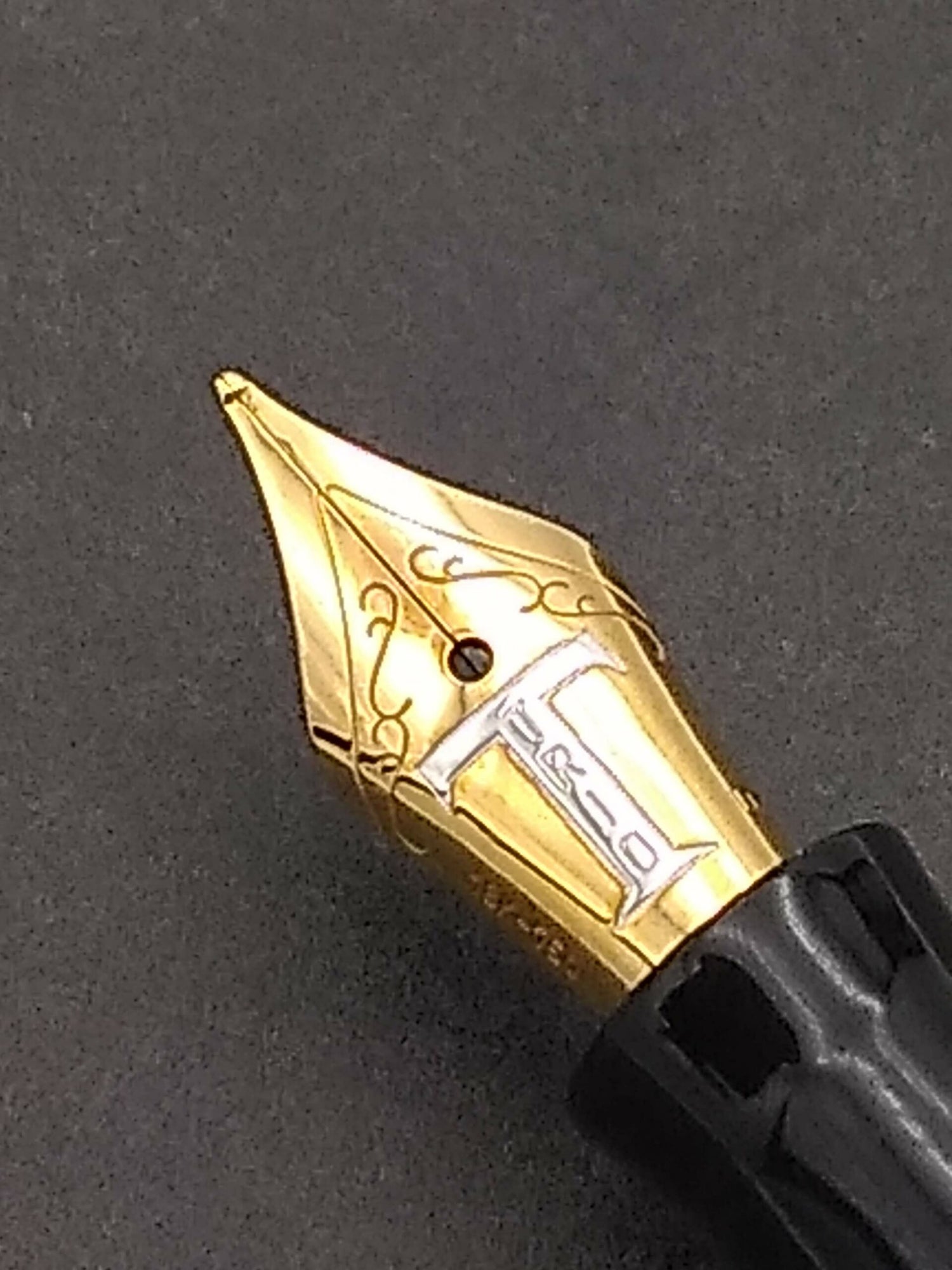 Danitrio Blue Lacquer over Brass - 18k Fine Nib