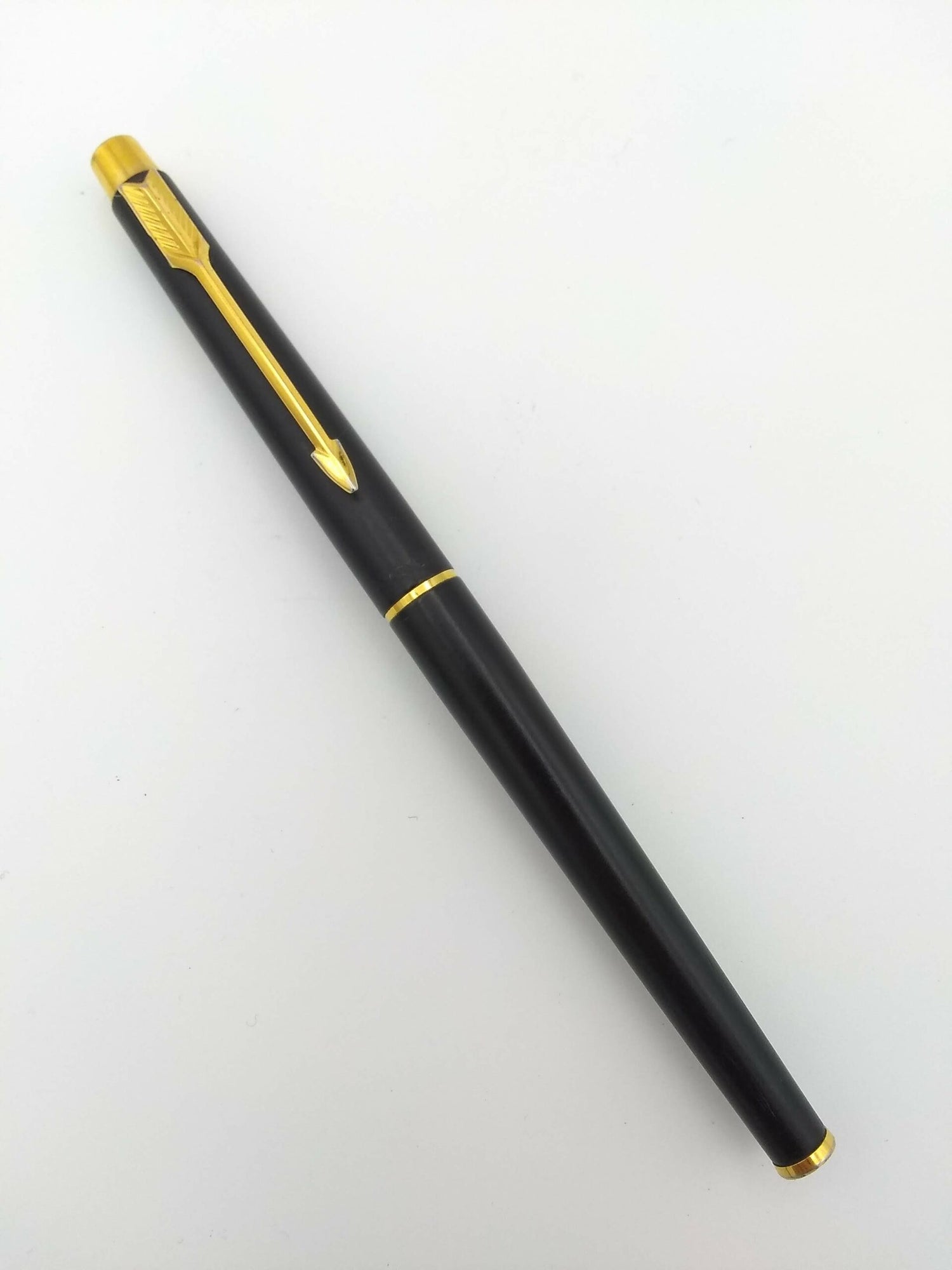 Parker Classic 180 Black - Medium Steel Nib