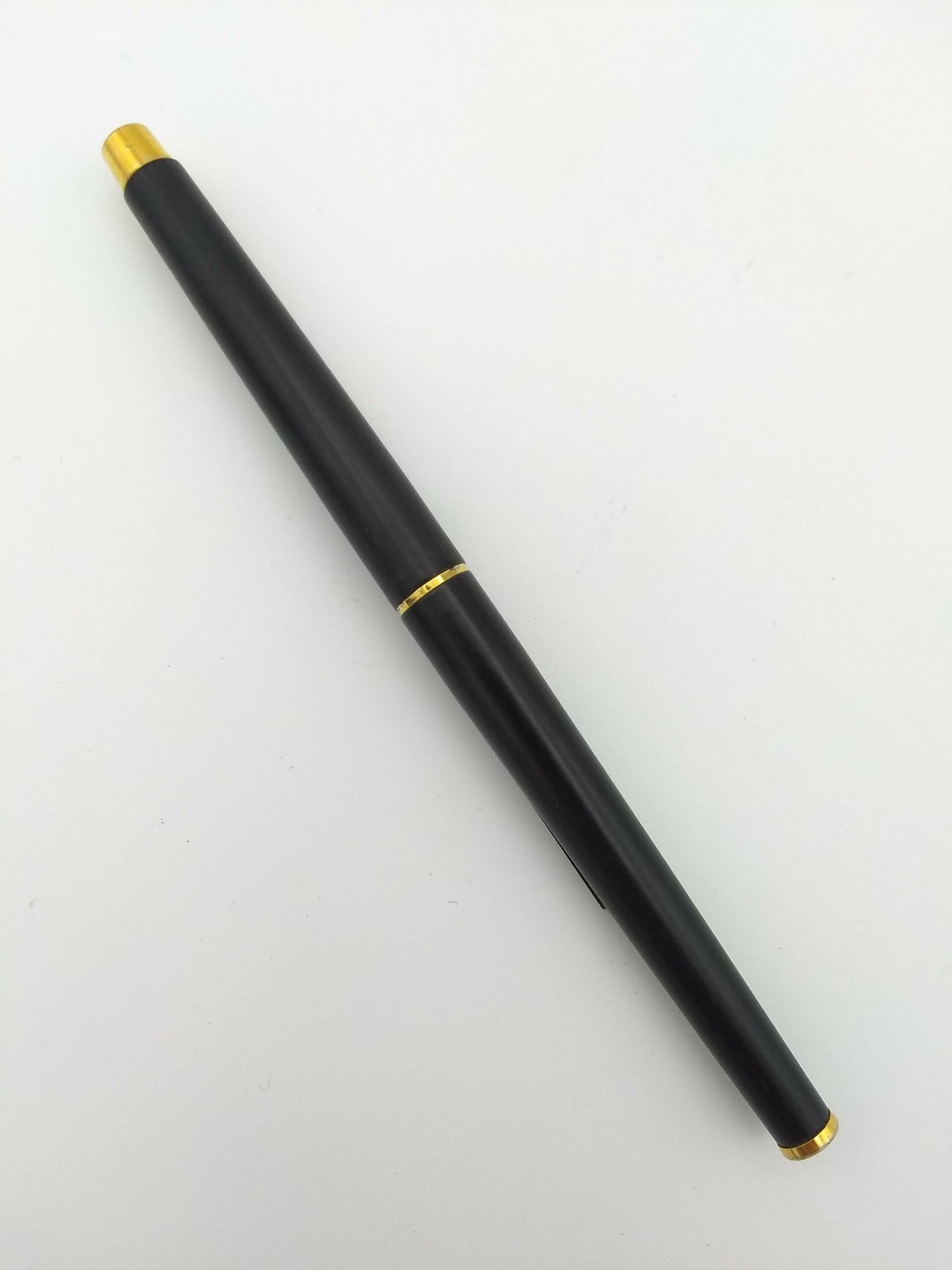 Parker Classic 180 Black - Medium Steel Nib