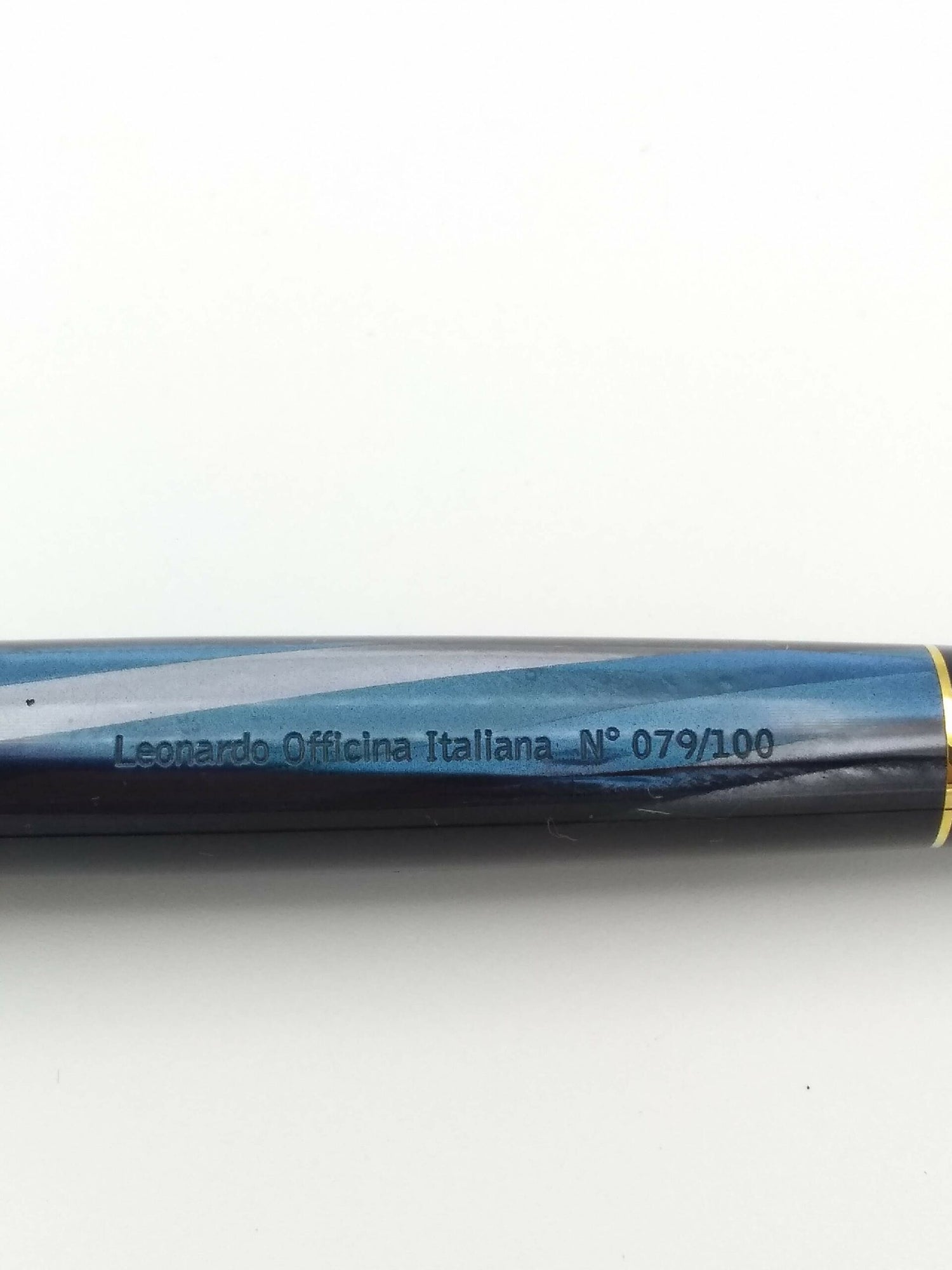 Leonardo Momento Zero Abyss LE 79/100 - 14k Fine Nib