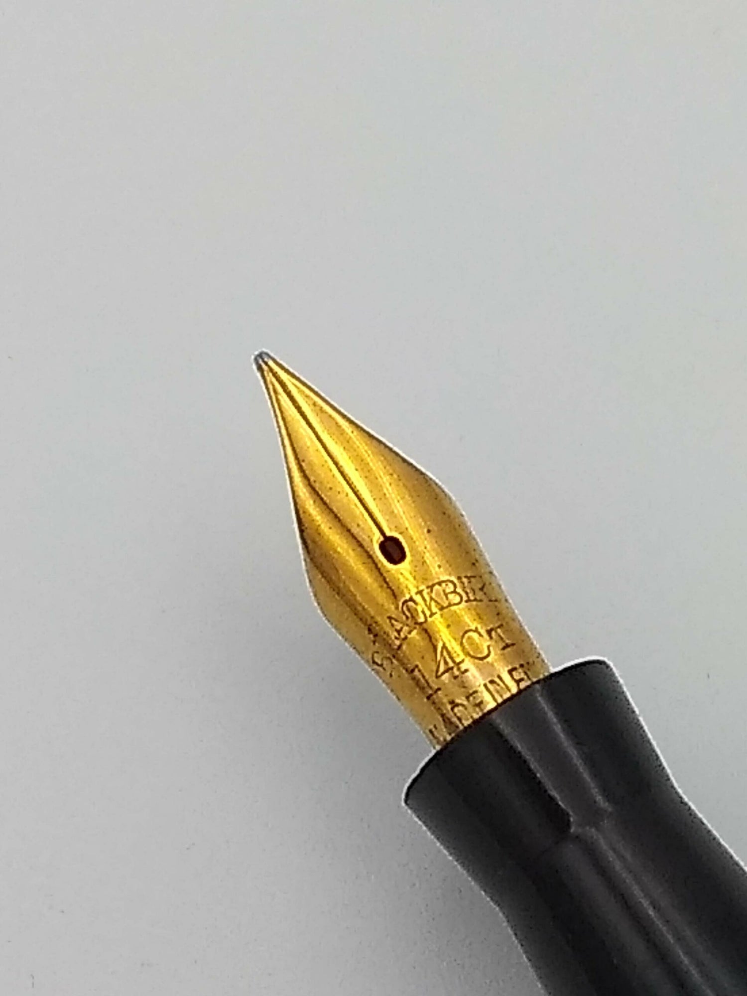 Mabie Todd Swan Black Bird Mottled Grey & Red - 14k Semi Flex Fine Nib