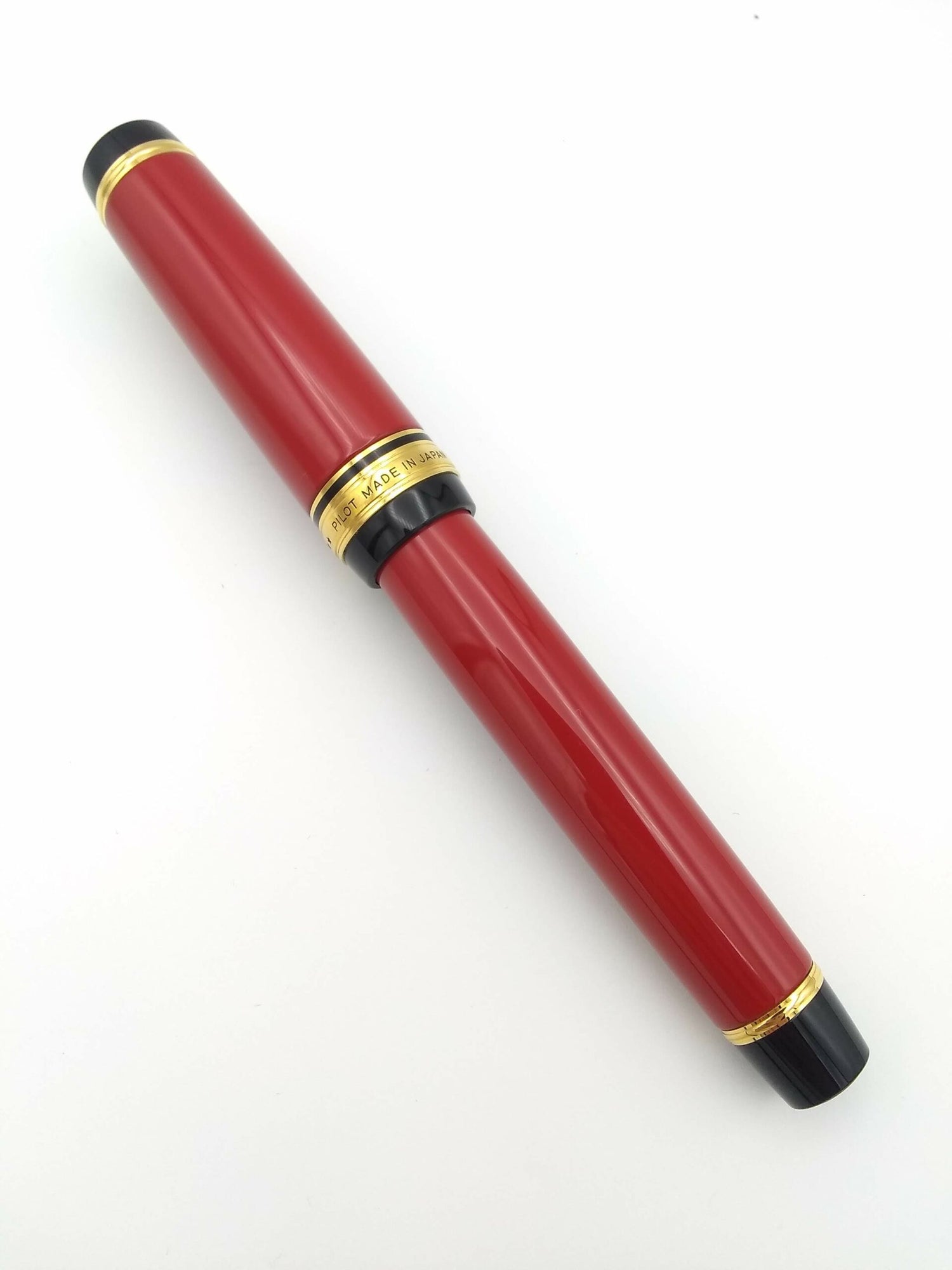 Pilot Custom Urushi Vermillion - 18k Broad 