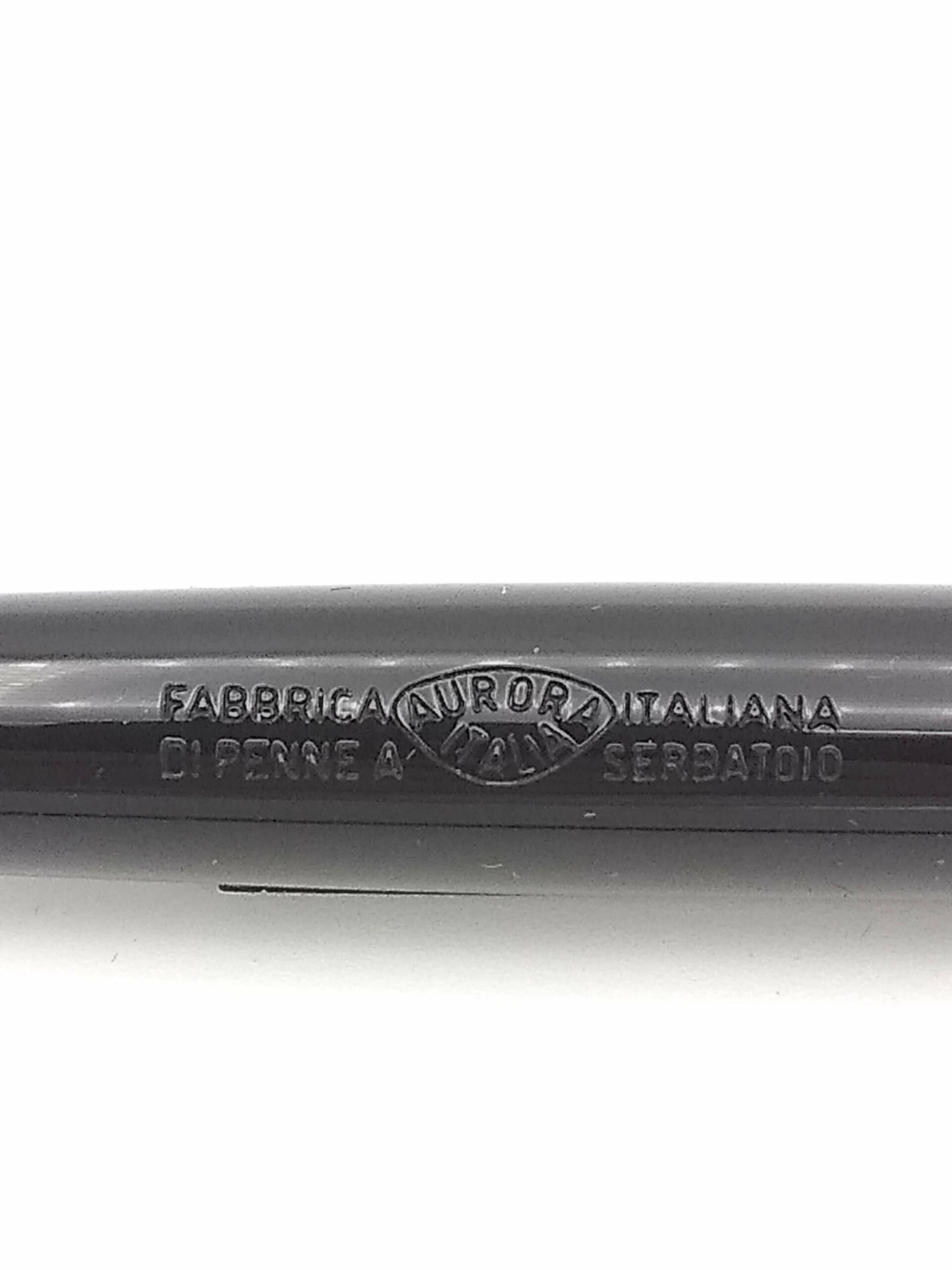 Aurora Optima Black - 14k Medium Nib