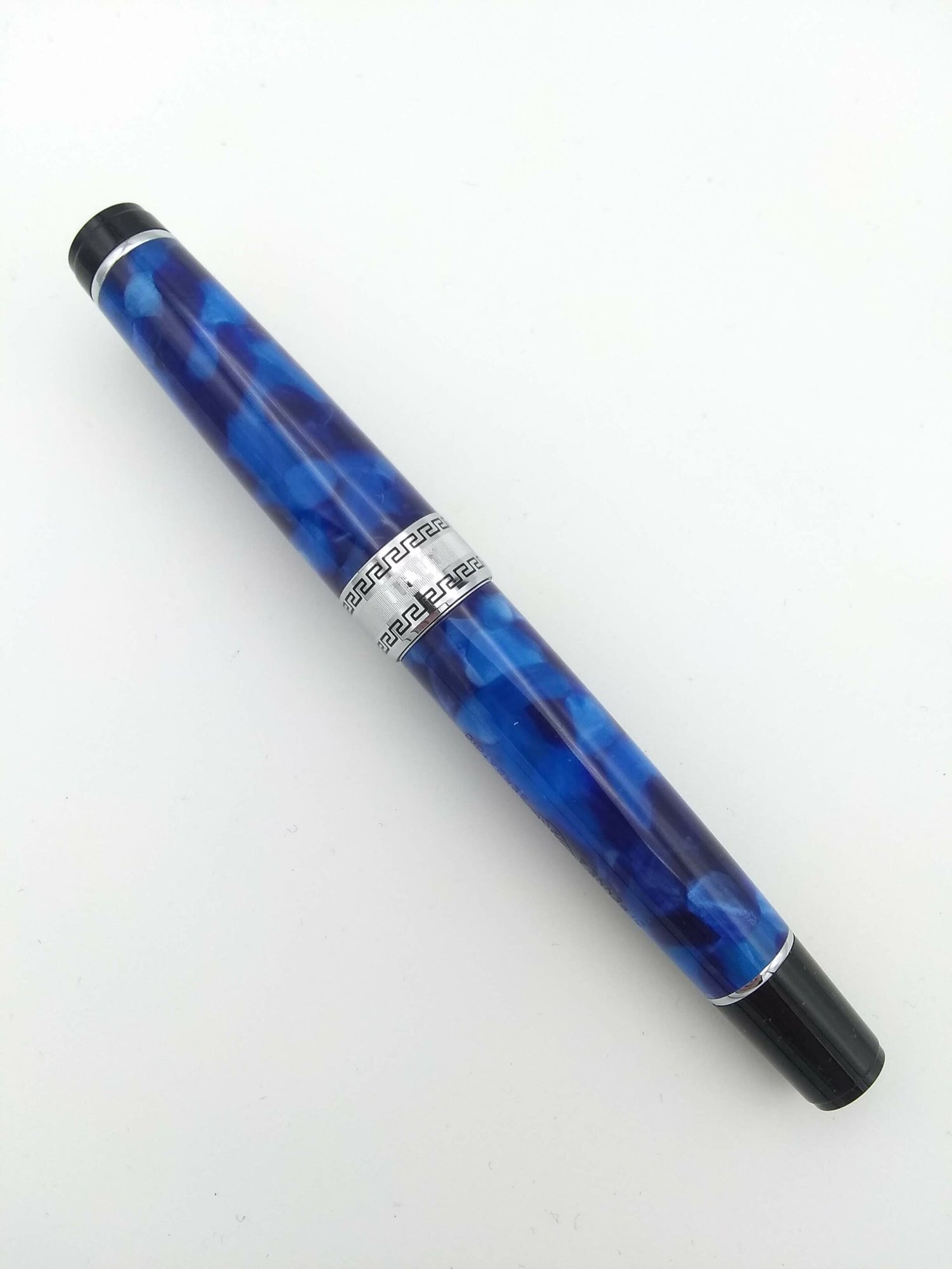 Aurora Optima Auroloide Marble Blue - 14k Fine Nib
