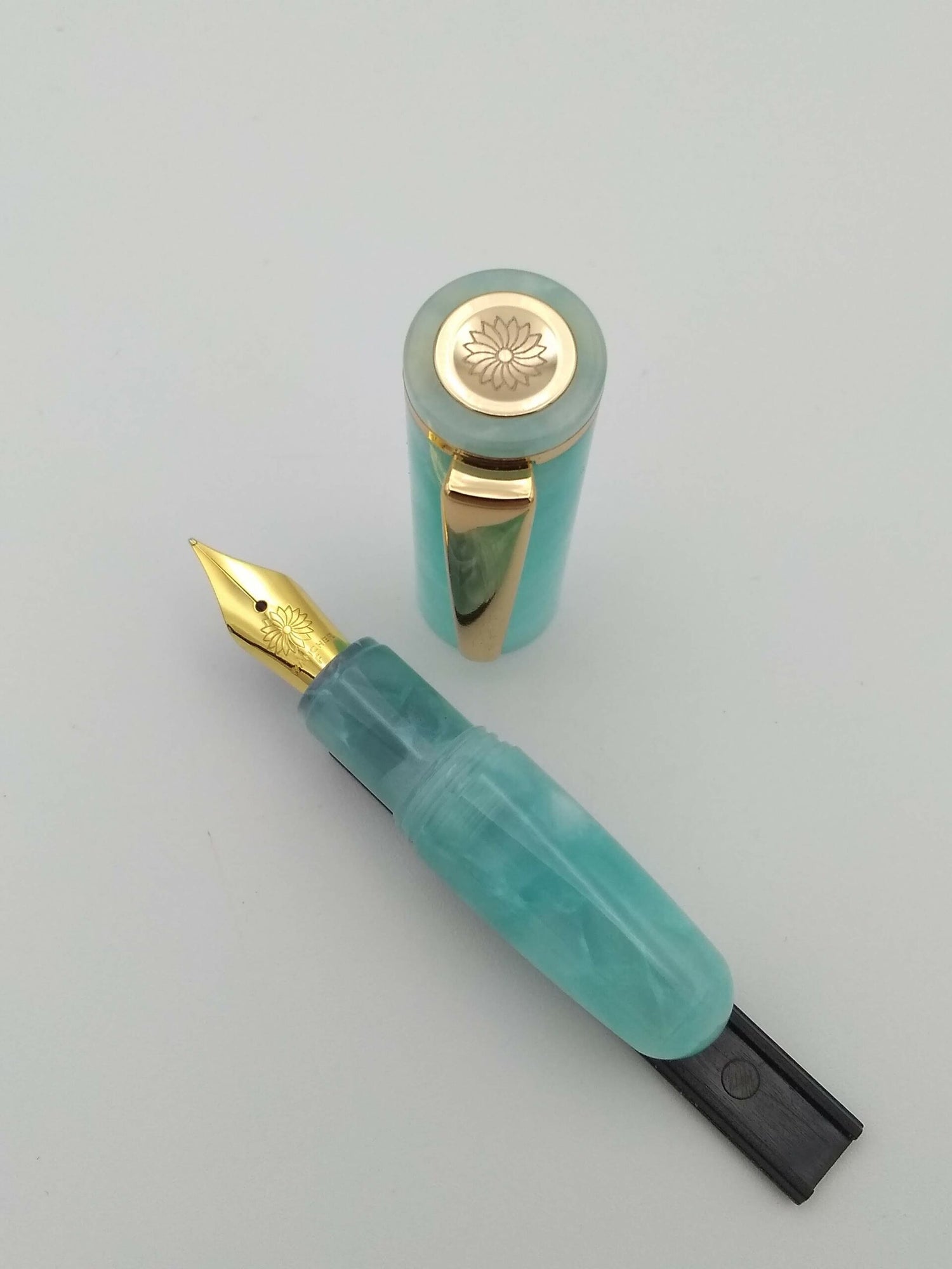 Wancher 1xOnexWan PuChiCo Fountain Pen