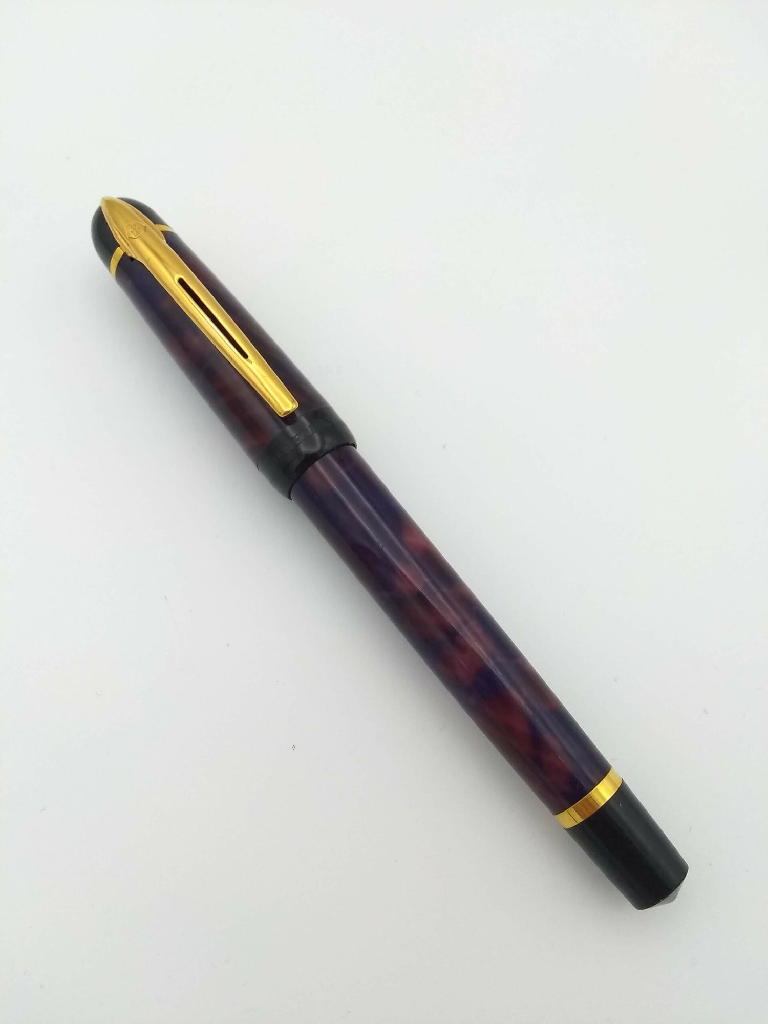 Waterman Kultur Red & Purple - Medium Steel Nib