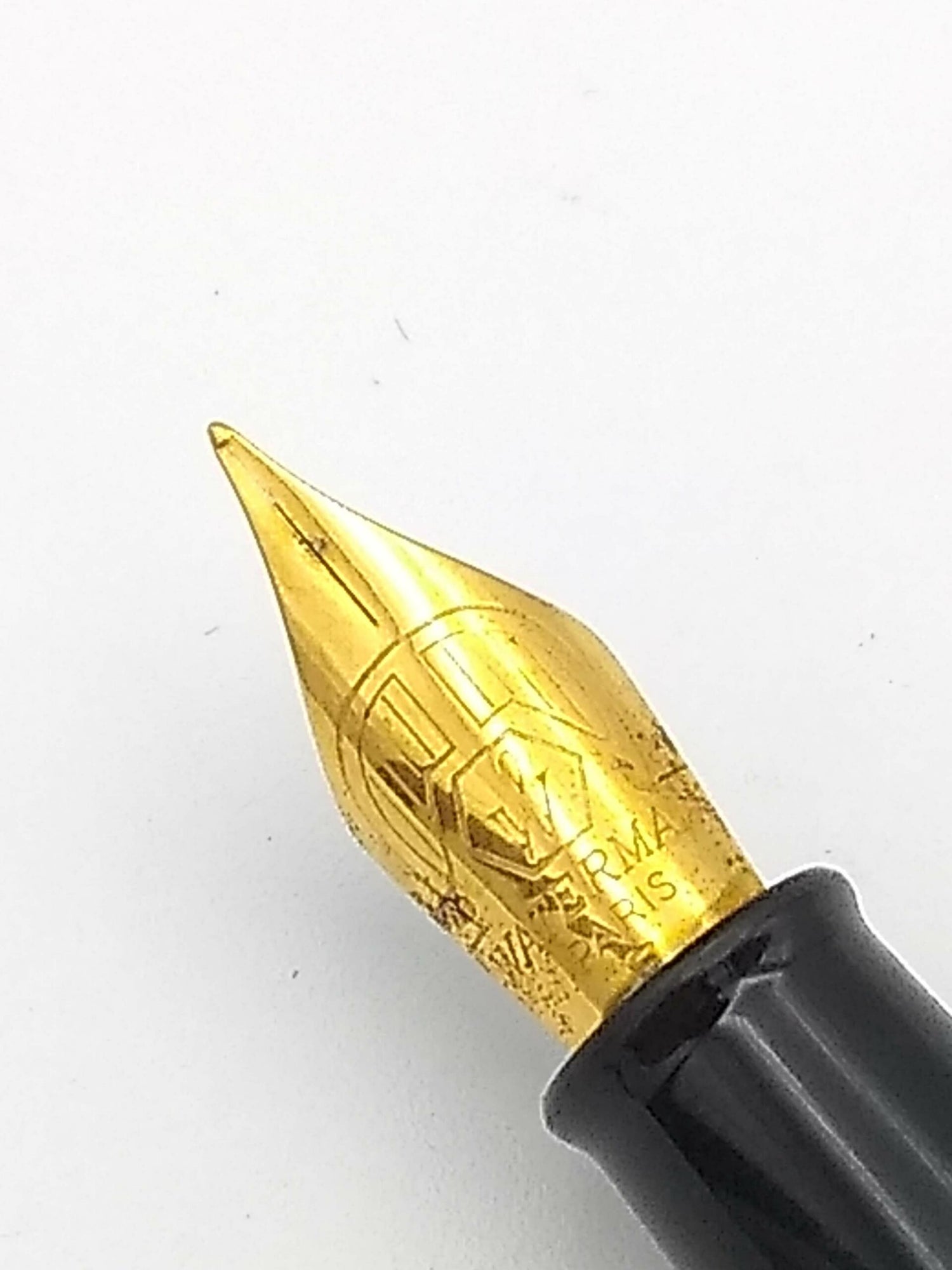 Waterman Kultur Red & Purple - Medium Steel Nib