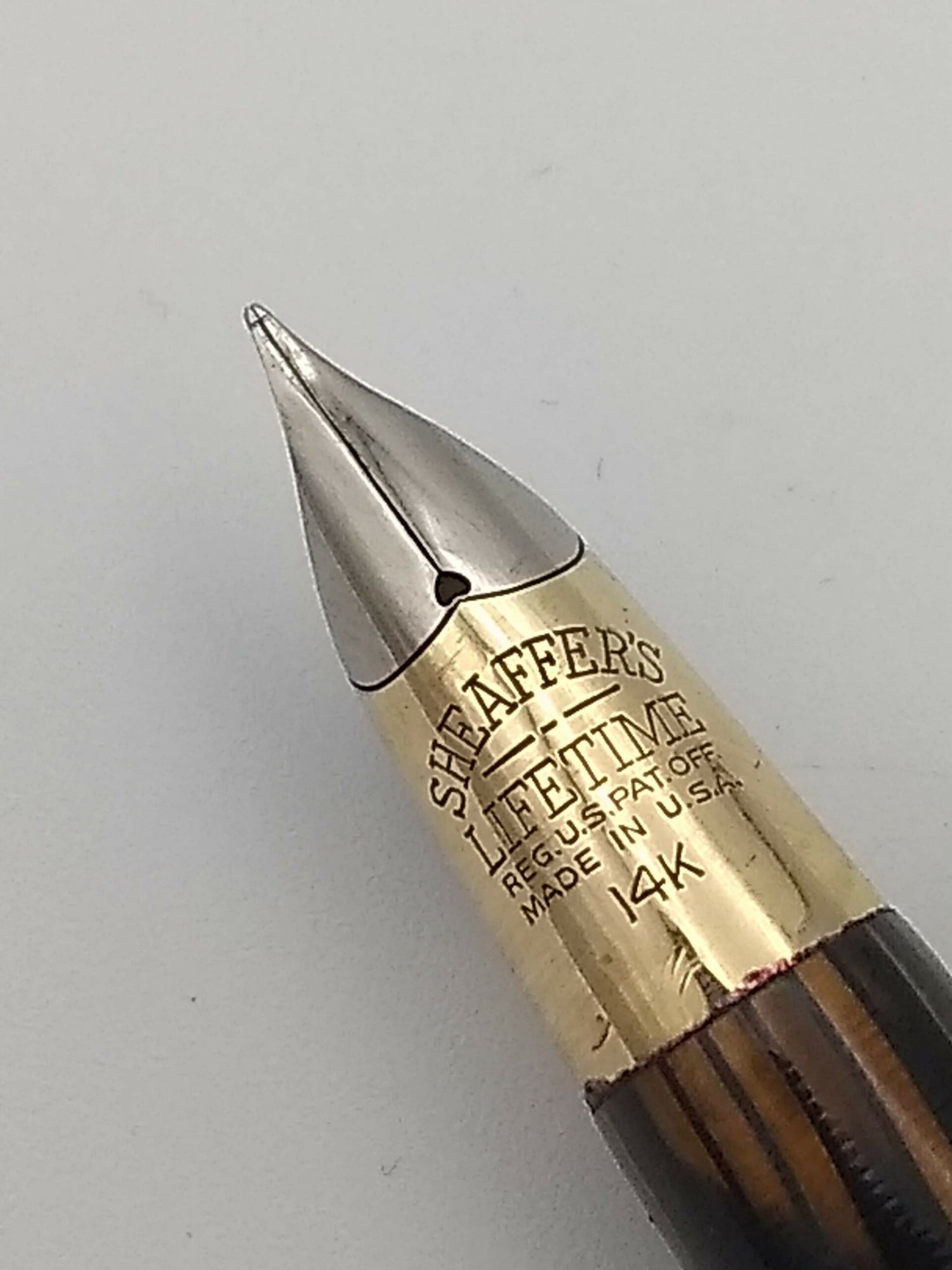 Sheaffer Tuckaway Crest Golden Brown Set - 14k Extra Fine & Pencil