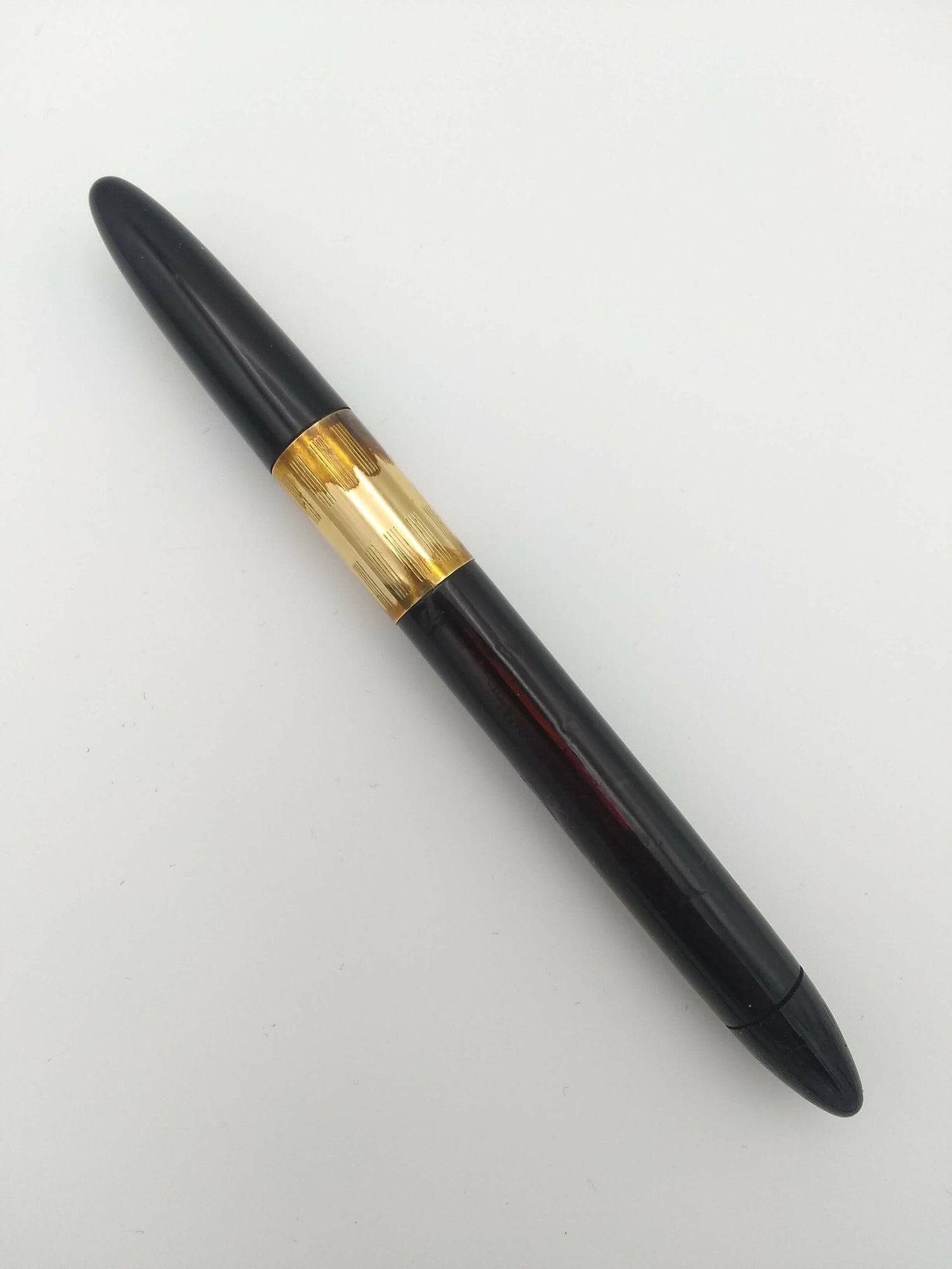 Sheaffer Triumph Vac Filler Jet Black - 14k Fine Nib