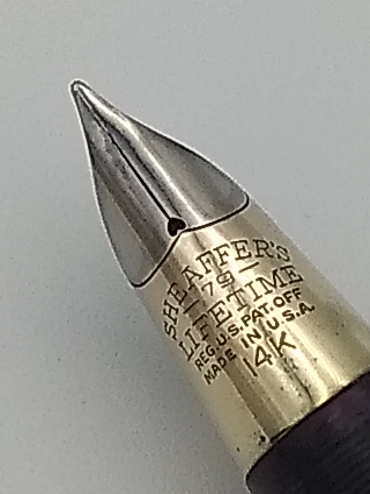 Sheaffer Triumph 875 Golden Brown - 14k Fine Nib