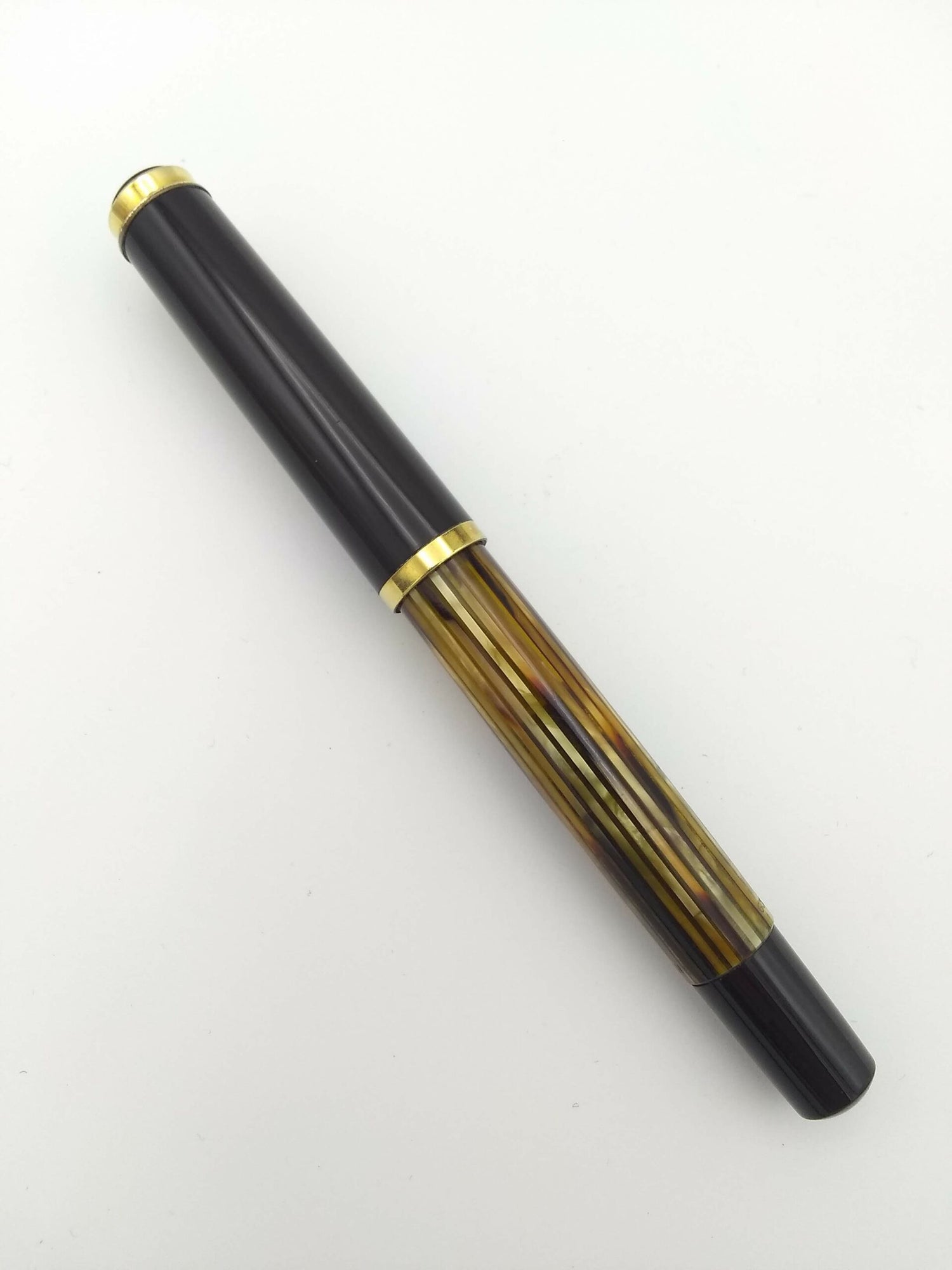 Pelikan M400 Tortoise - 14k Extra Fine Nib