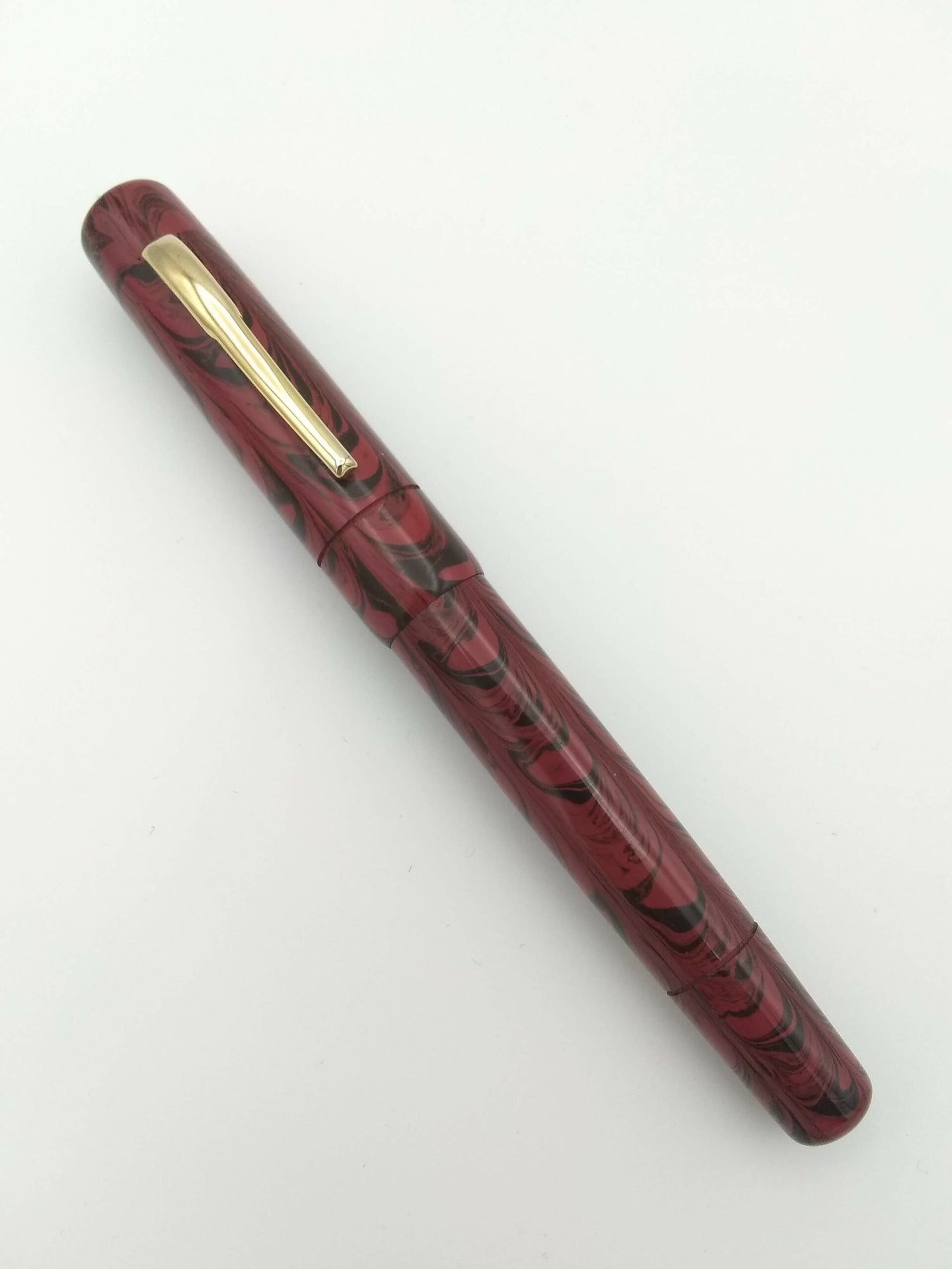 Ranga Zayanite Red & Black Ripple - Medium Steel Nib
