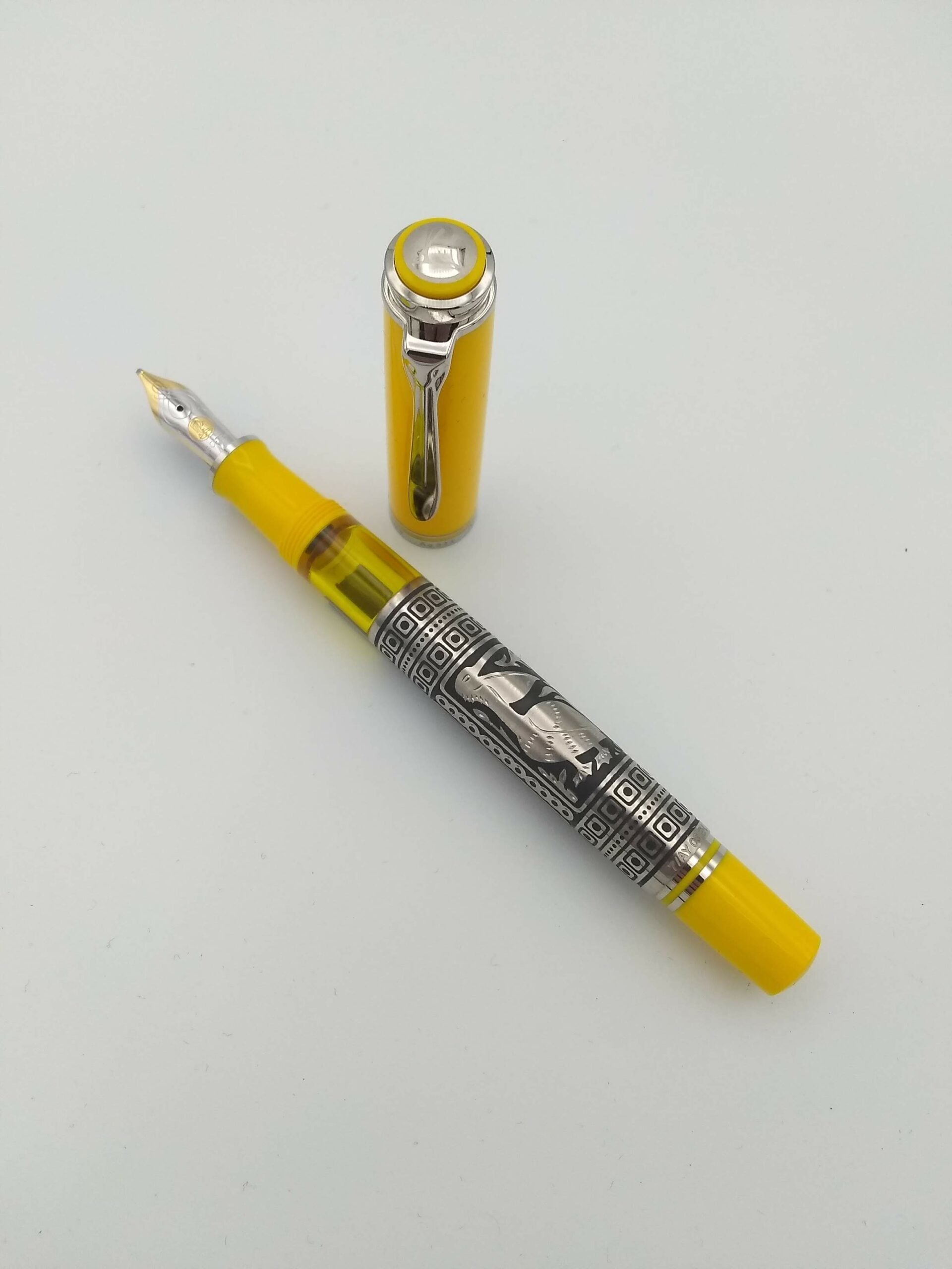 Pelikan M700 Toledo - 18C Medium Nib - Pen Realm