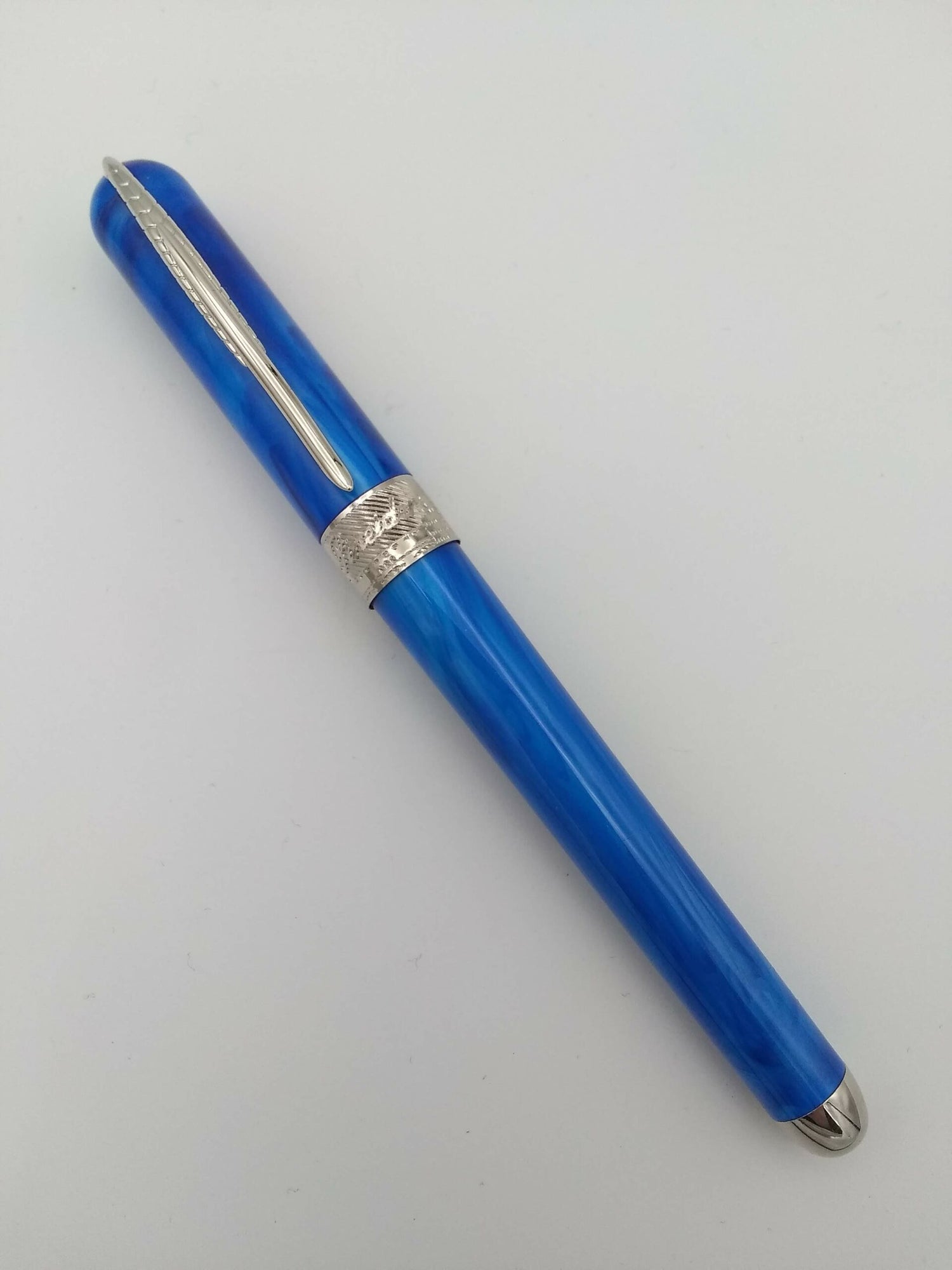 Pineider Avatar UR Neptune Blue - Fine Steel Nib