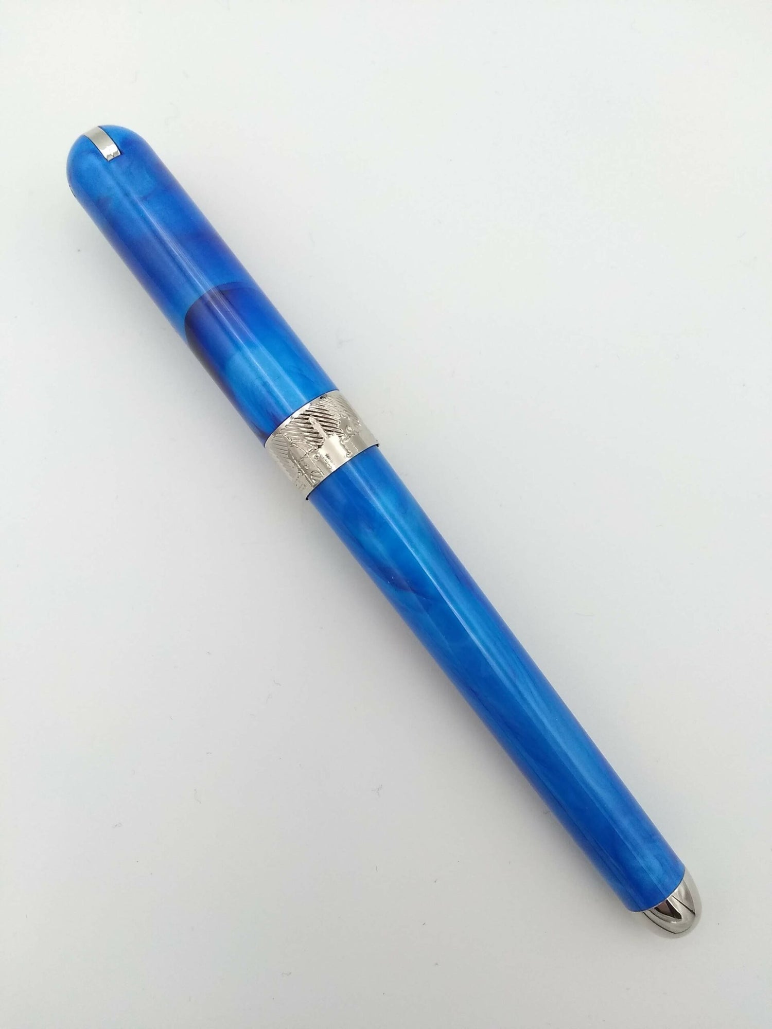 Pineider Avatar UR Neptune Blue - Fine Steel Nib