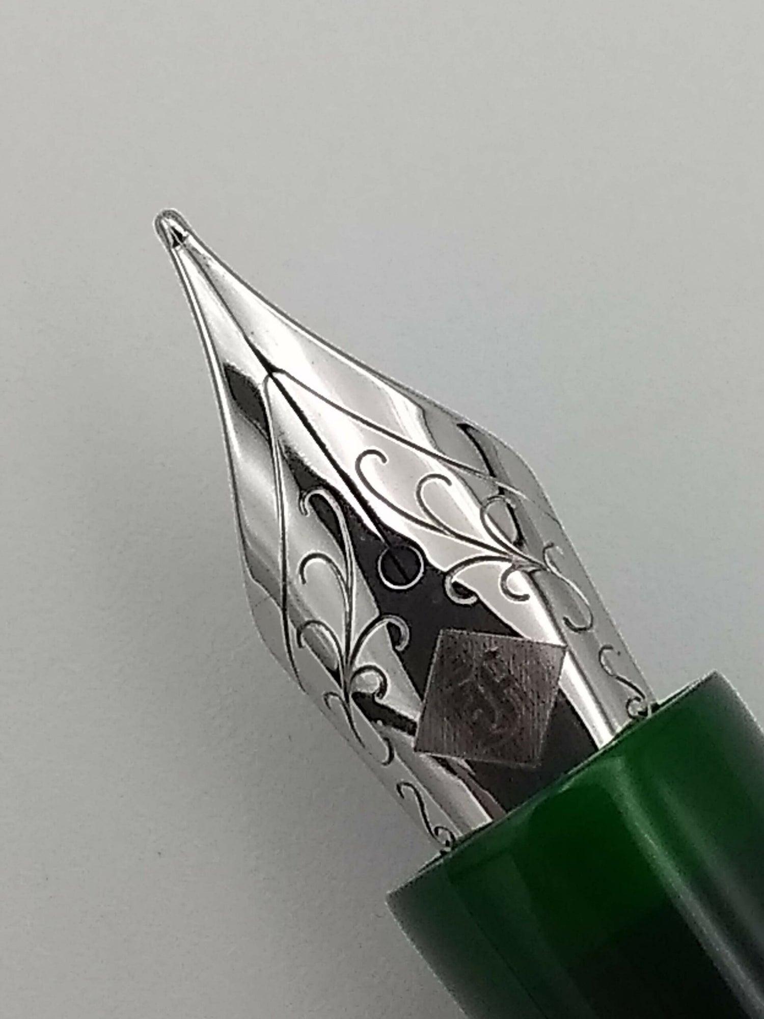 Franklin Christoph 31 Emerald Green - Medium Steel Nib