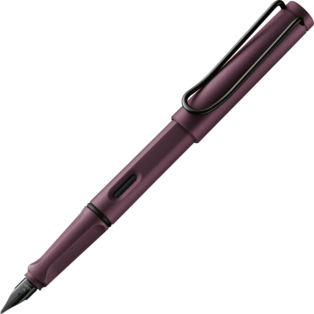 Lamy Safari Fountain Pen - Scarlet