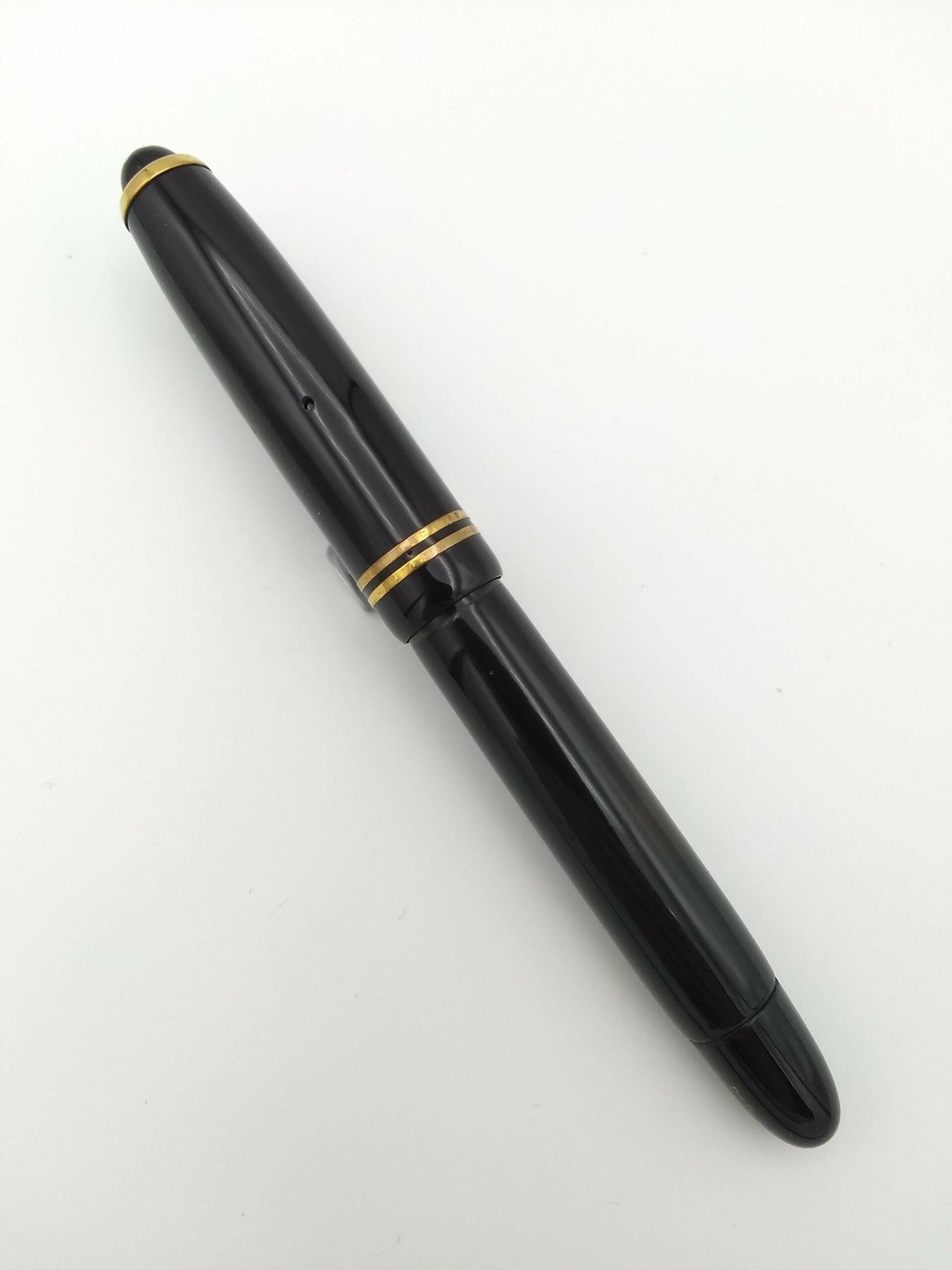 Montblanc 246 Black - 14k Left Oblique Broad Nib - Pen Realm