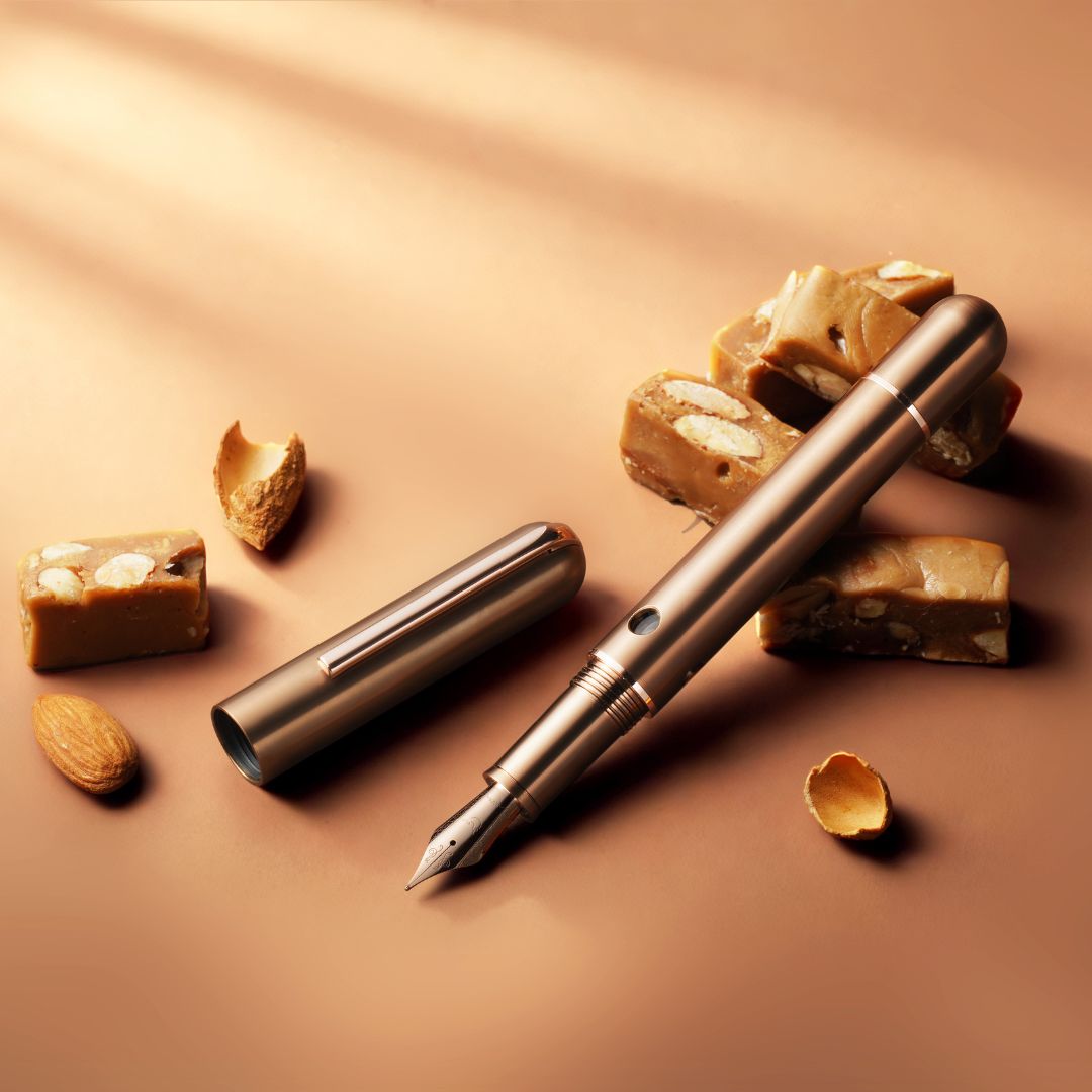 Nahvalur Nautilus Ti Toffee Fountain Pen