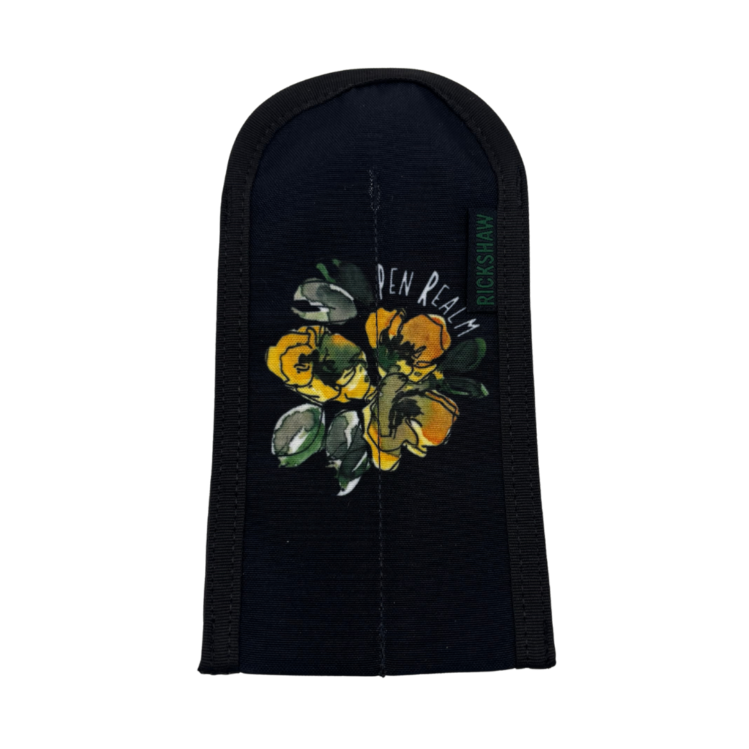 Rickshaw Bagworks - Carola on Black Flowers