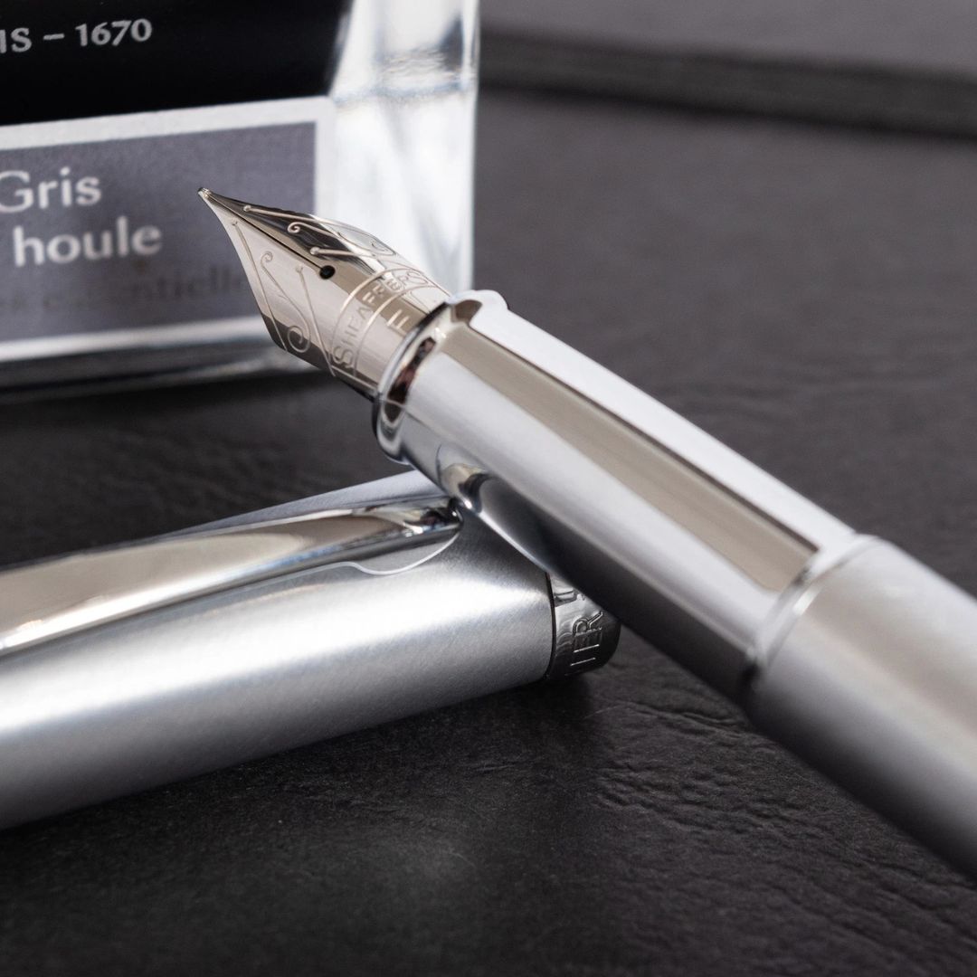 Sheaffer 100 Brushed Chrome Fountain Pen