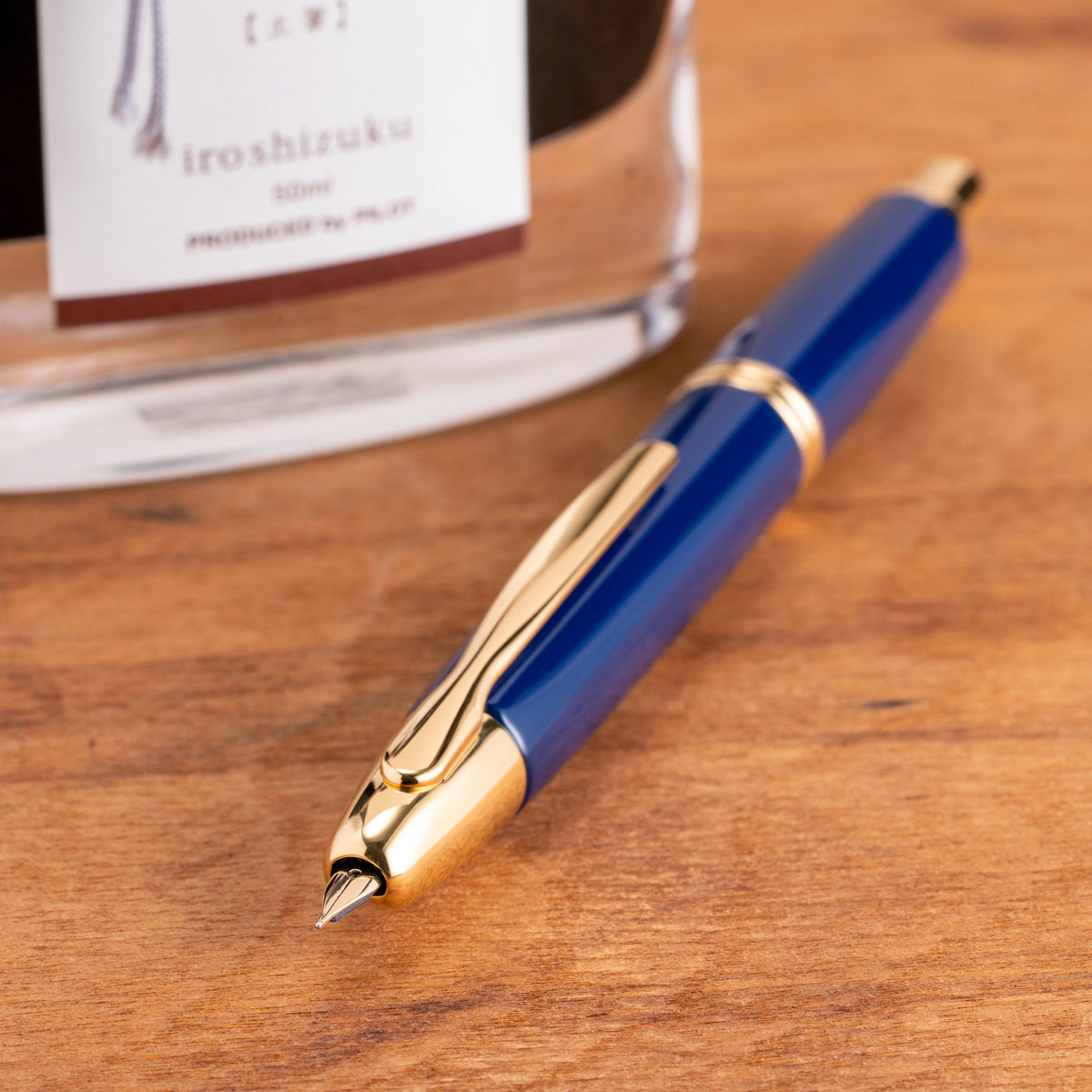 Pilot Vanishing Point Fountain Pen - Blue & Gold