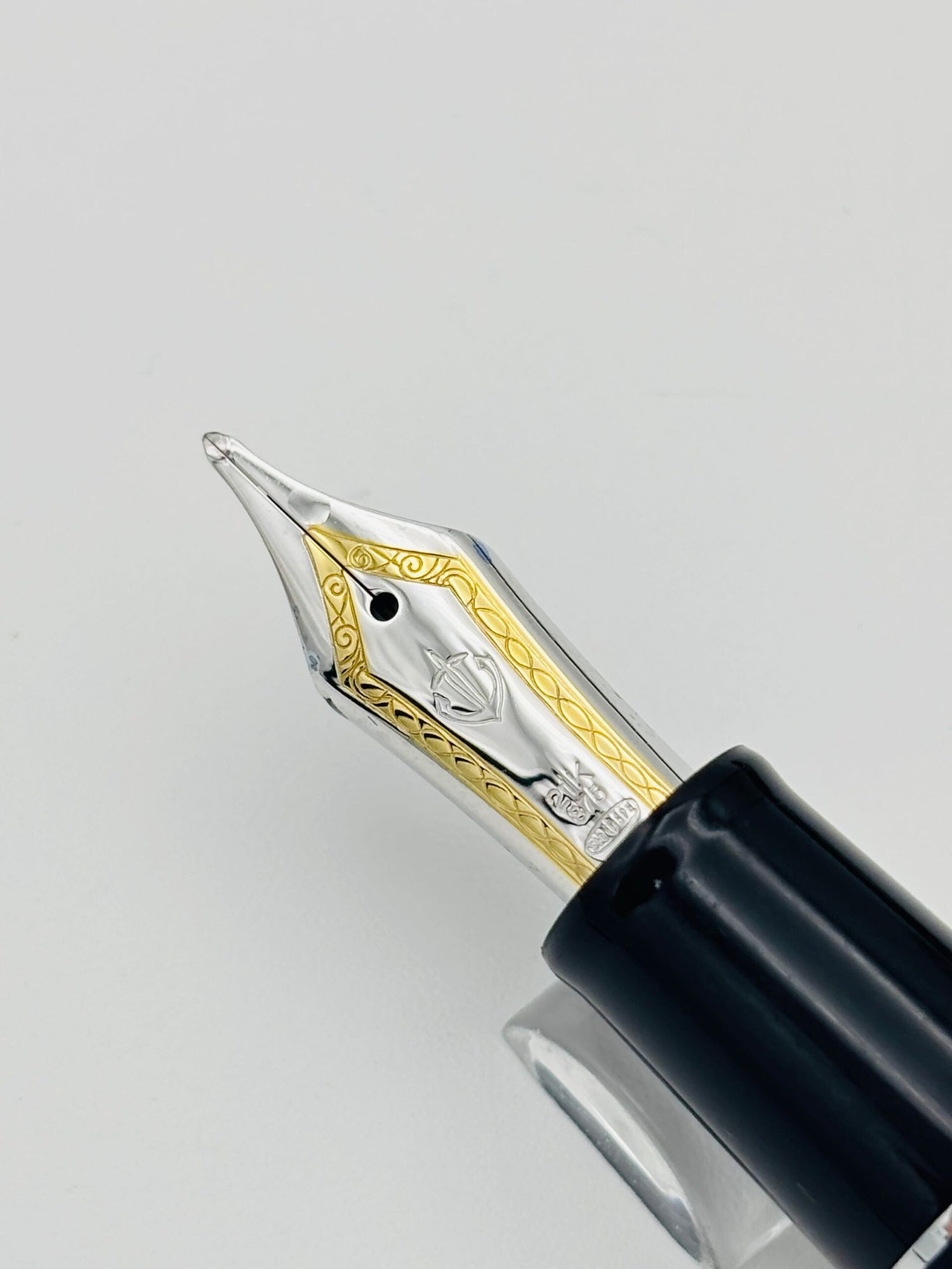 Sailor Pro Gear Black - 21k Zoom Tanto Nib