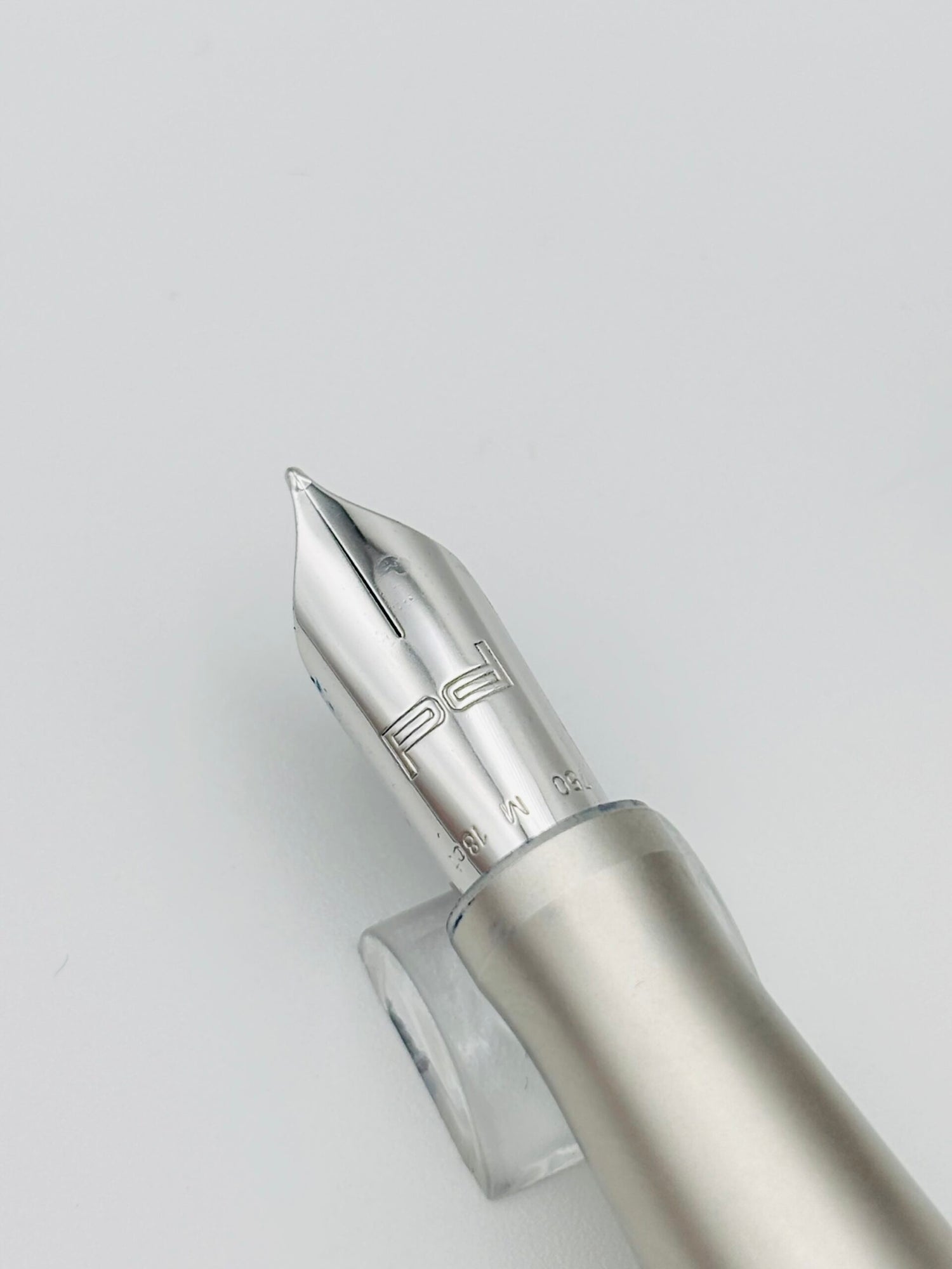 Porsche Designs P3100 -18k Medium Nib