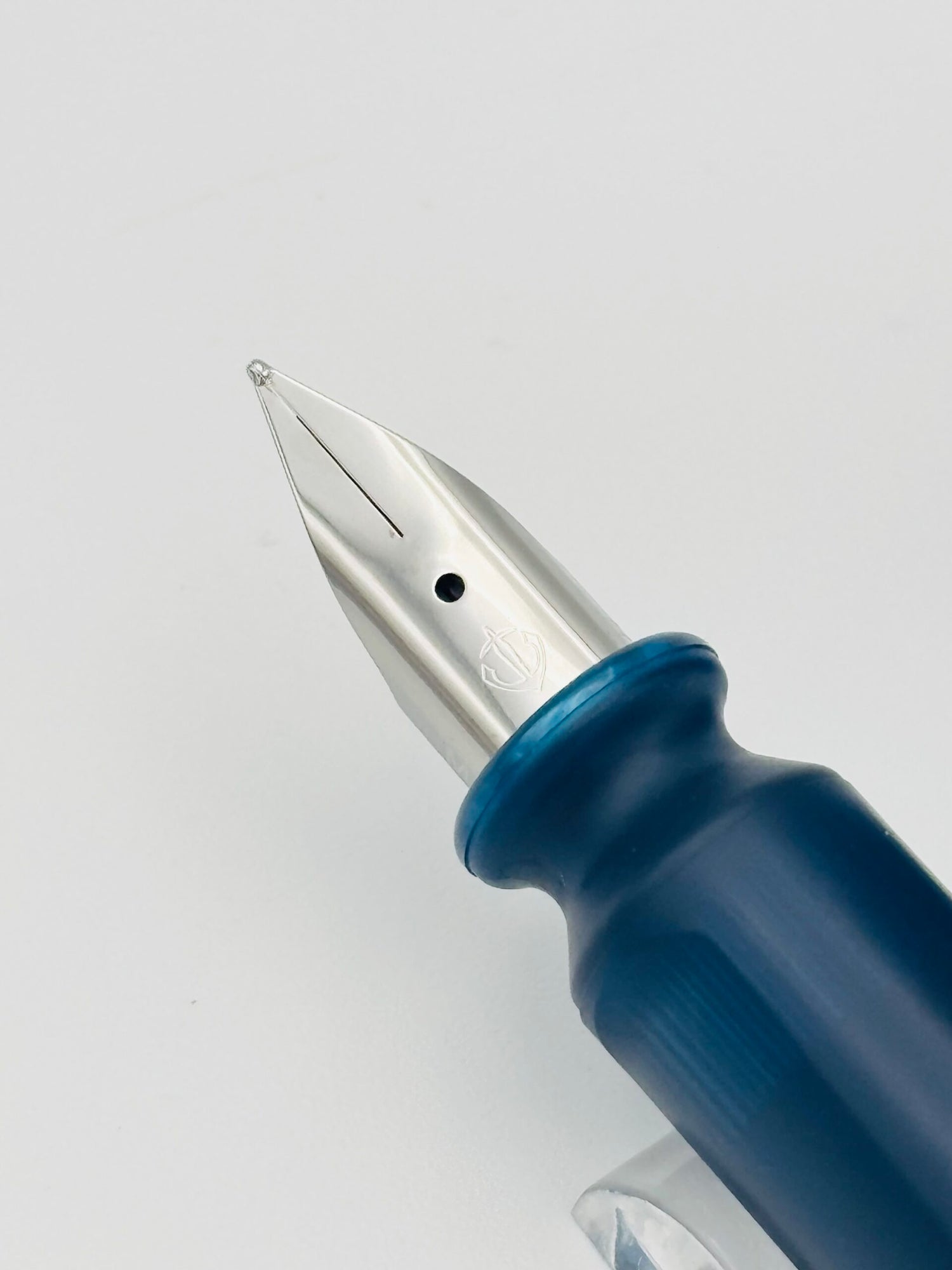 Sailor Tuzu Blue - Medium Steel Nib