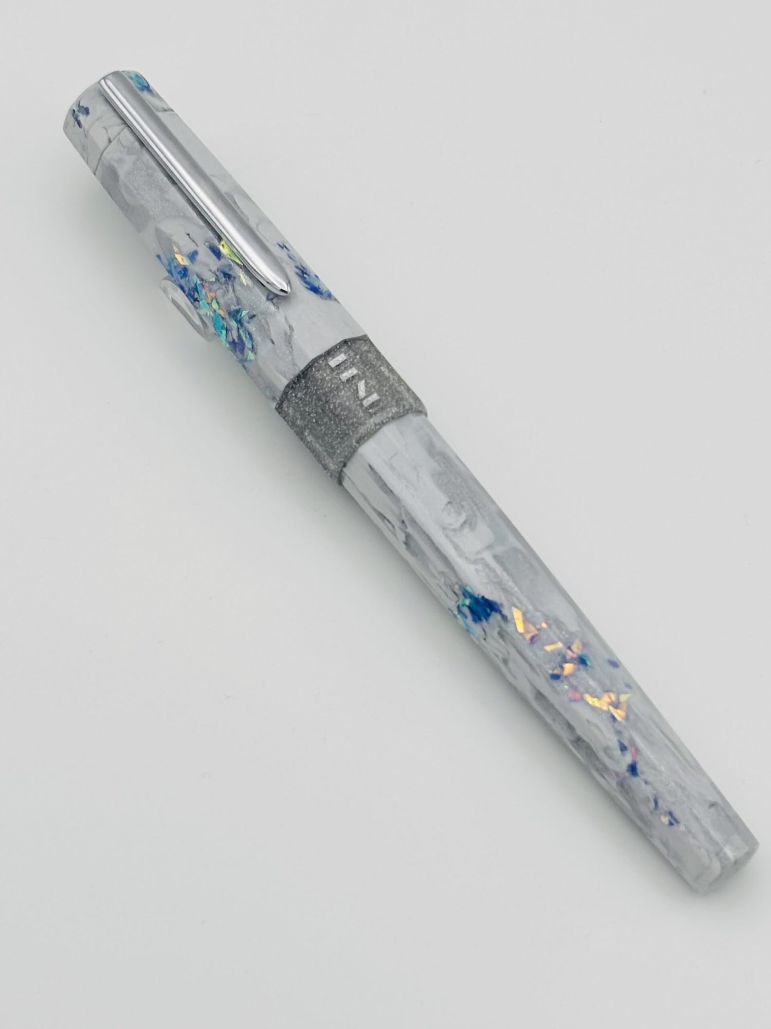 Benu Euphoria Millenium Atlas - Medium Steel Nib