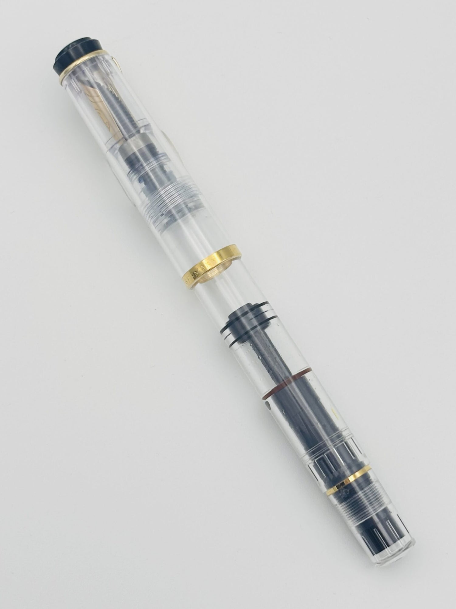 Pelikan M250 Clear Demo - 14k Broad Nib