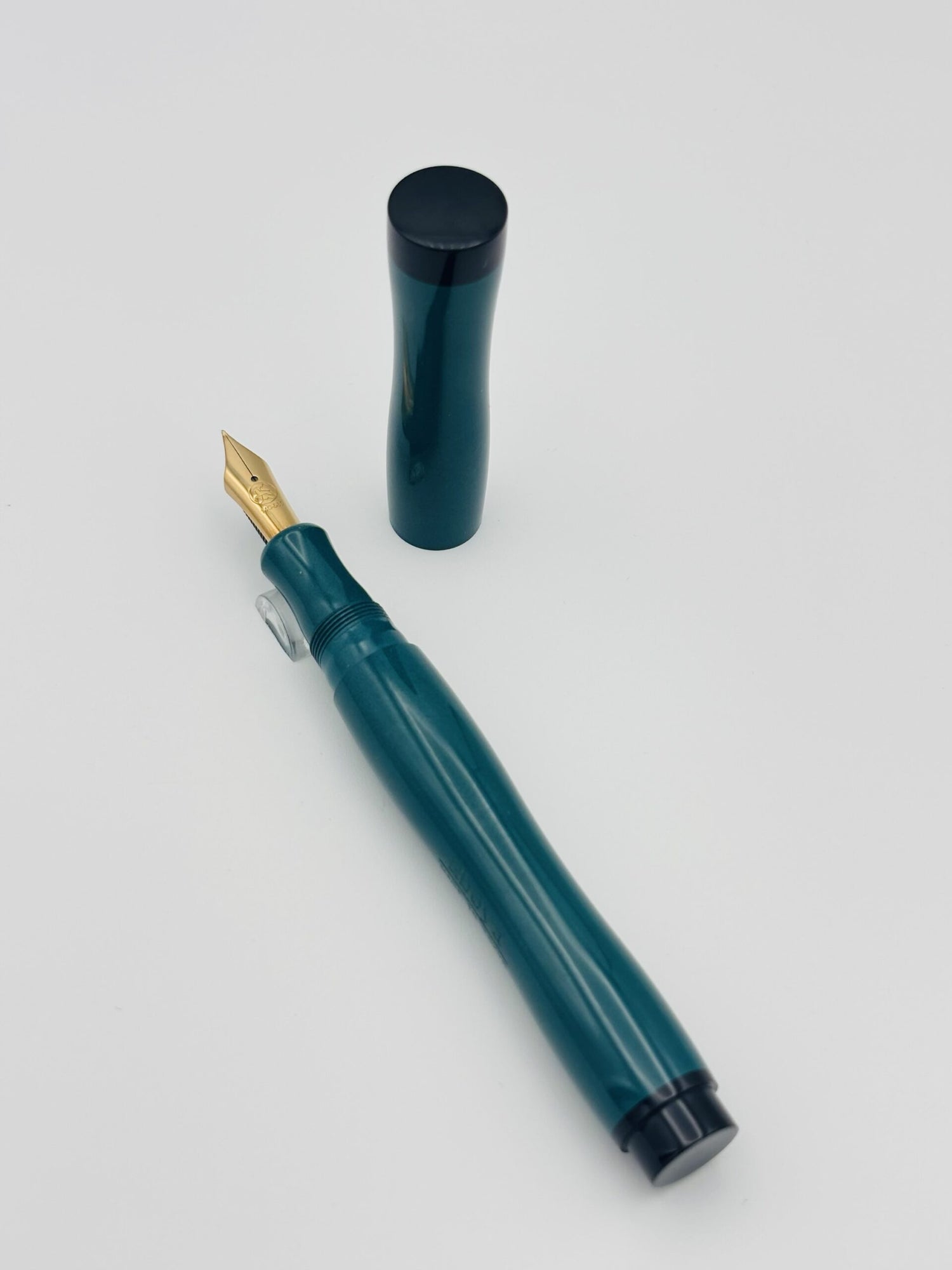 Eboya Nalu Suiha - 14k Fine Nib