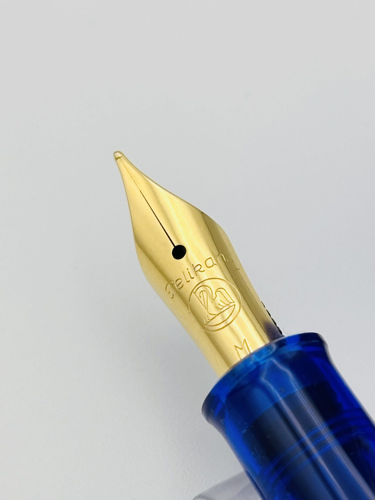 Pelikan M200 Blue Demo - Medium Steel Nib