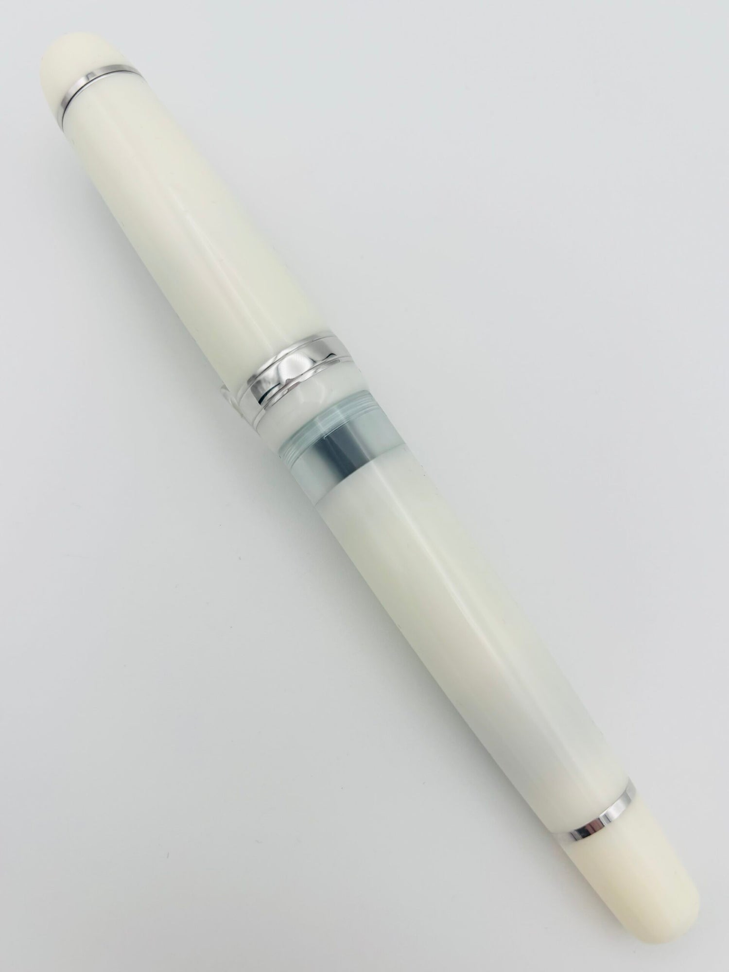 Opus 88 Jazz White -  Pensloth Stack Nib Steel
