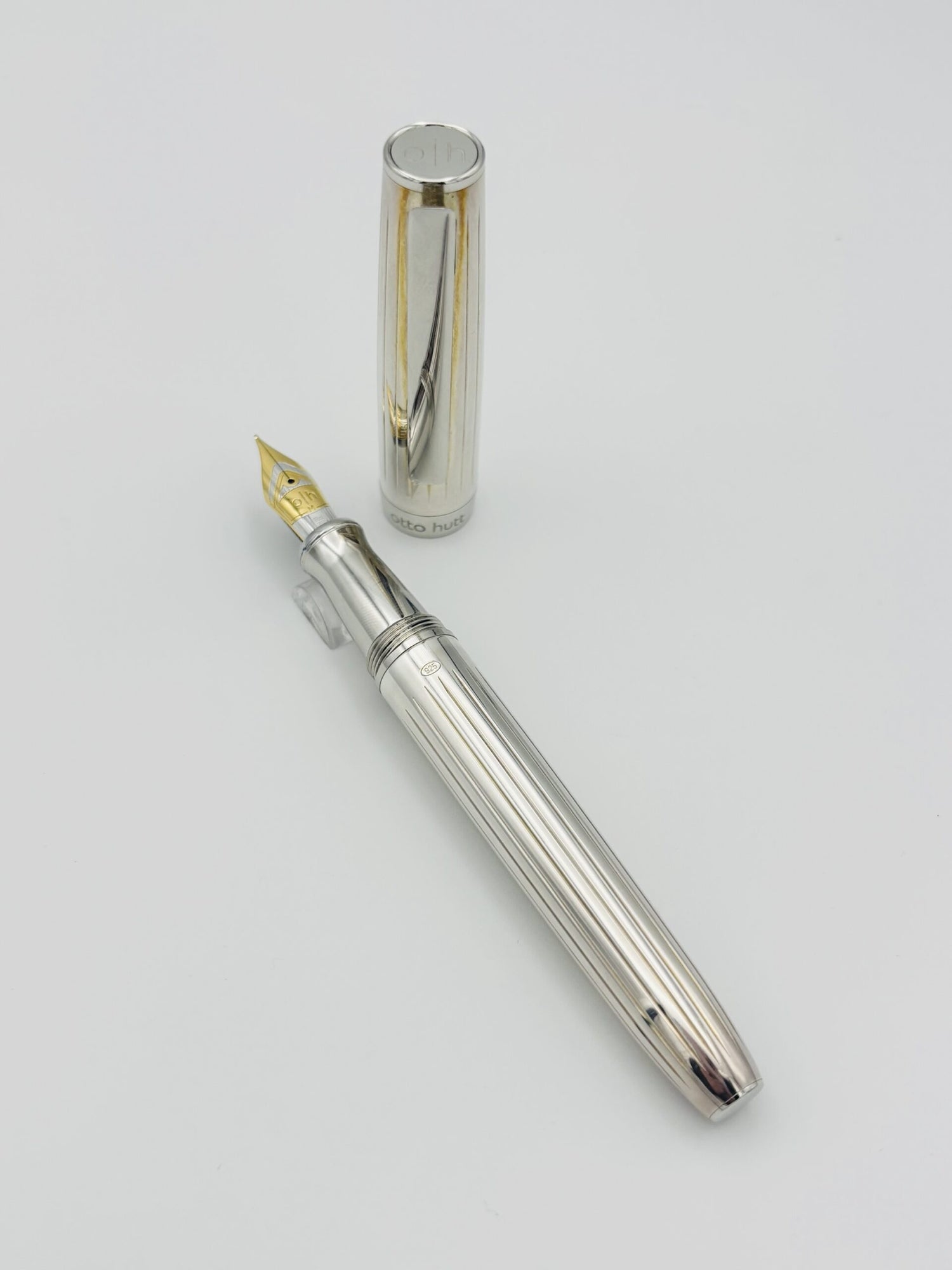 Ottohutt Design 07 Sterling - 18k Medium Reduced to Fine Nib