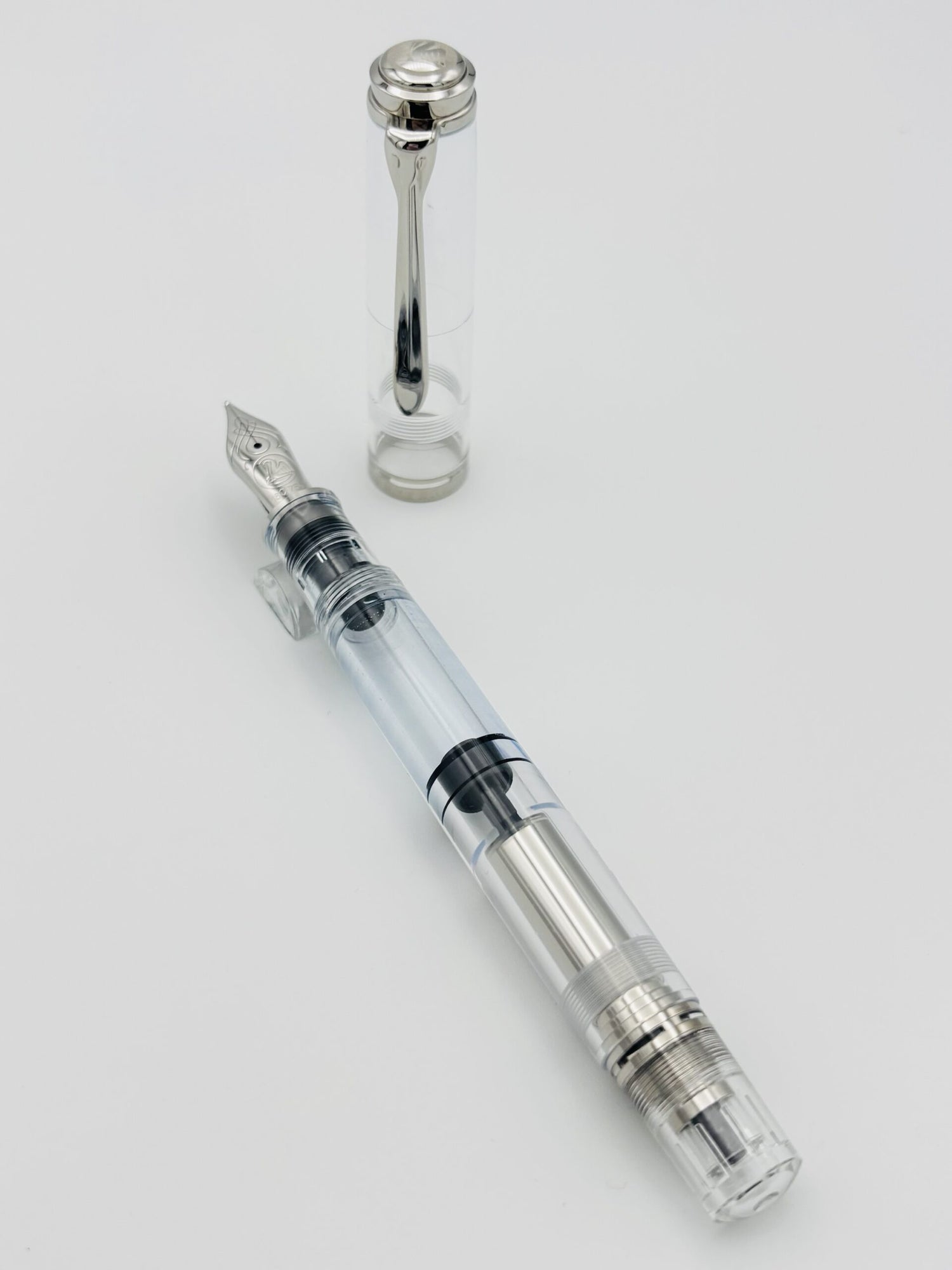 Pelikan M805 Souveran Demo - 18C Fine Nib