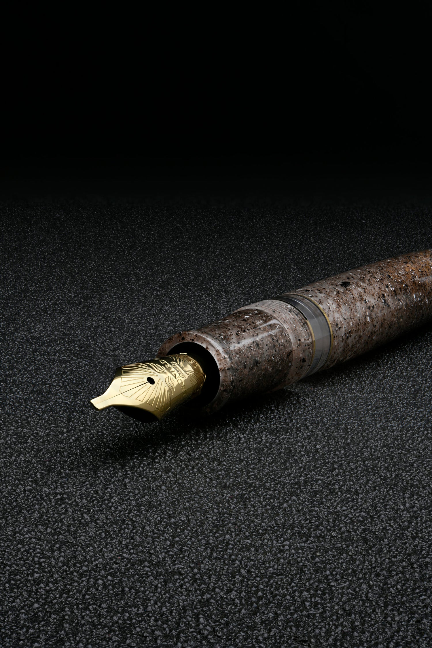 Leonardo Momento Magico Sea Sand - Gold Trim