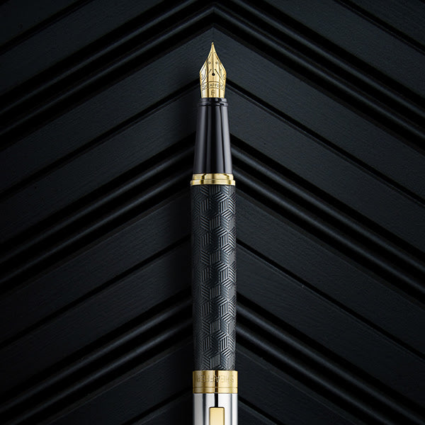 Sheaffer 300 Black Engraved Metal Fountain Pen