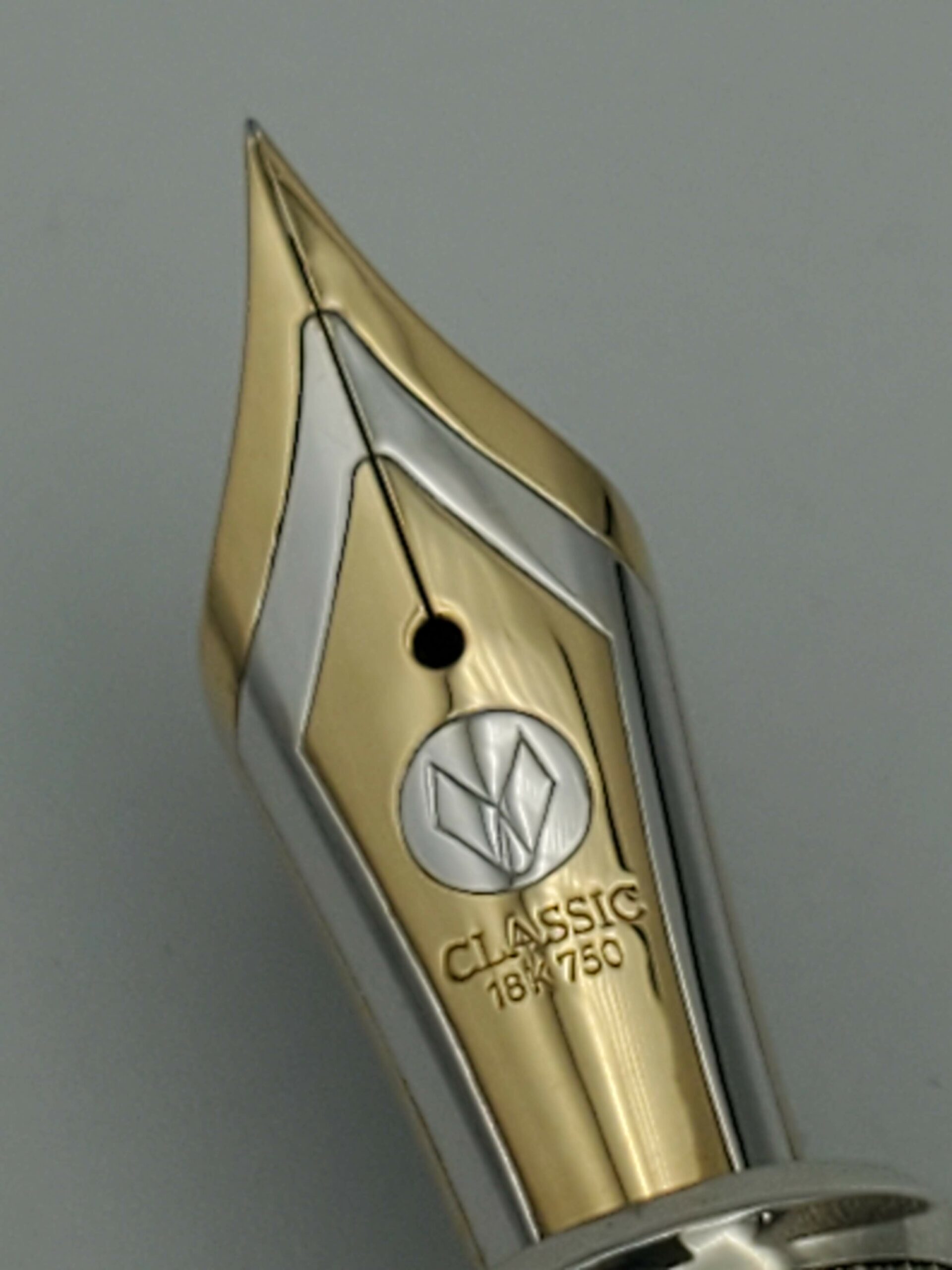 Loclen Classica Brass Fountain Pen or Roller Pen